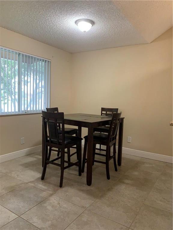 property viewer photo 4