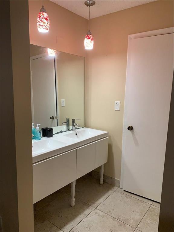 property viewer photo 9