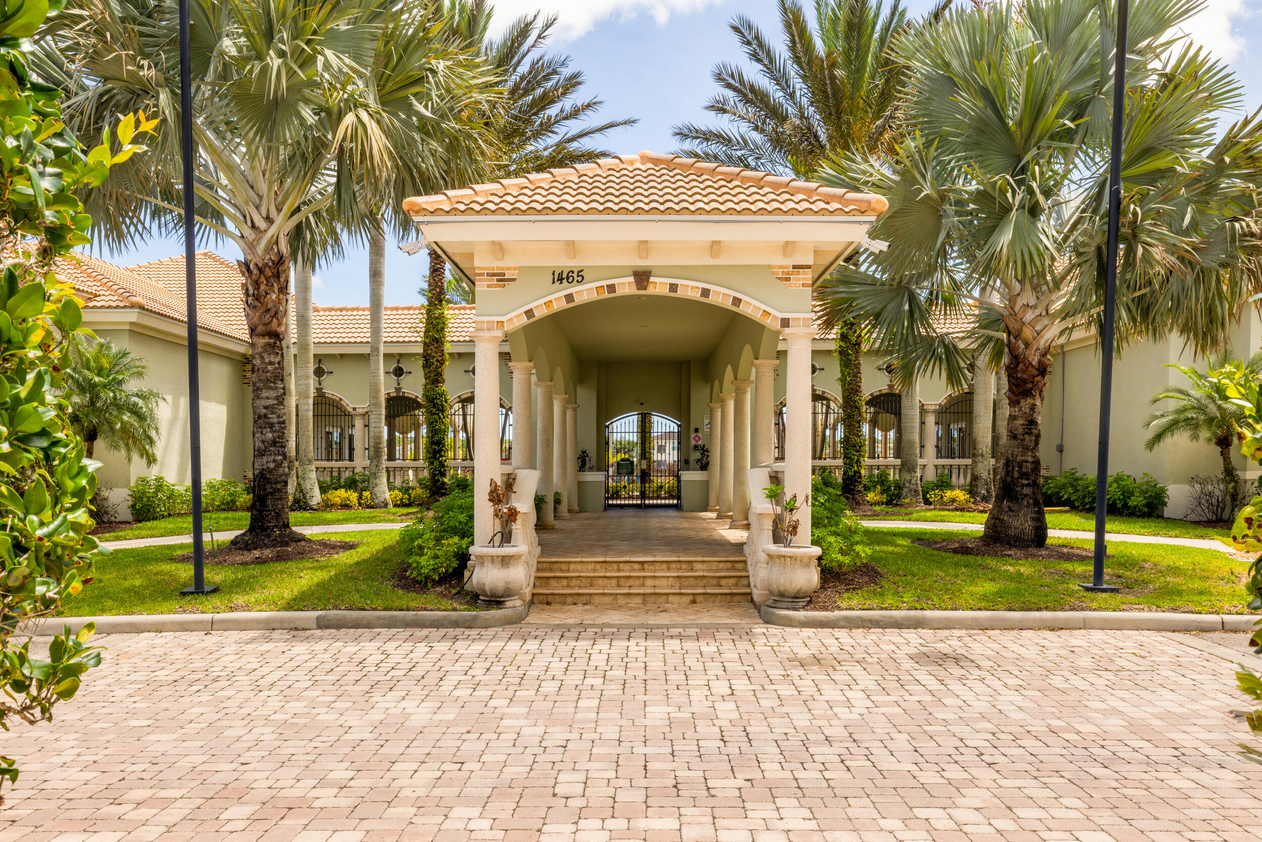 main property photo 47