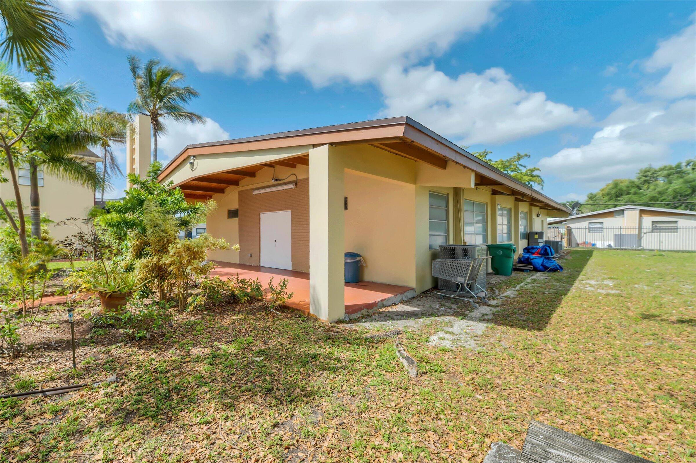 main property photo 20