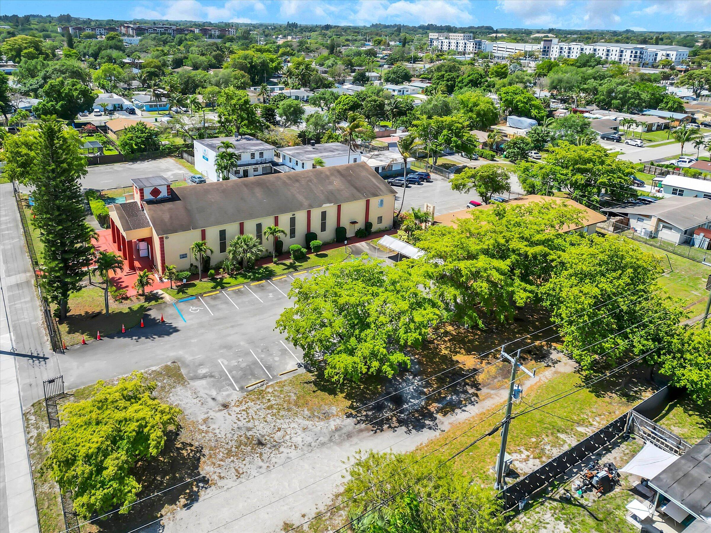 main property photo 38