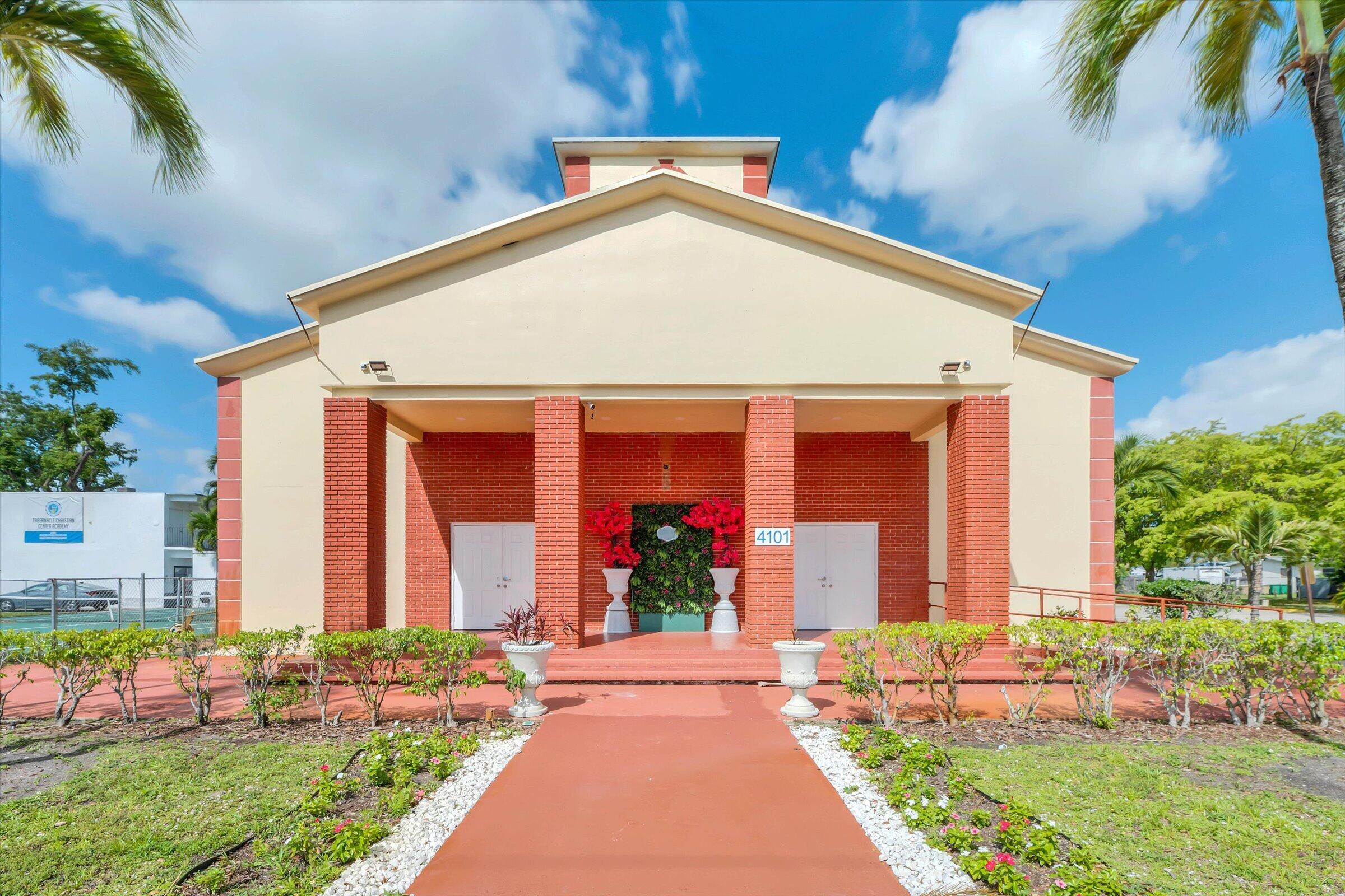 main property photo 7