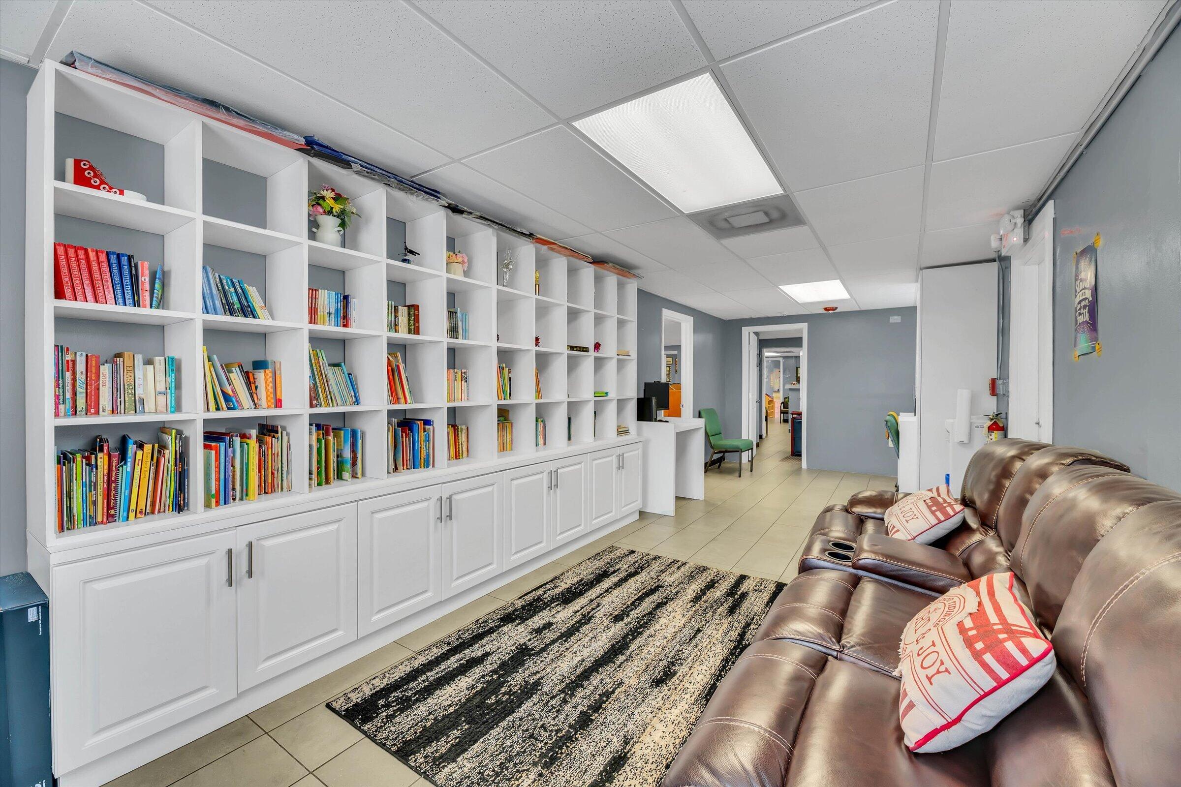 main property photo 79