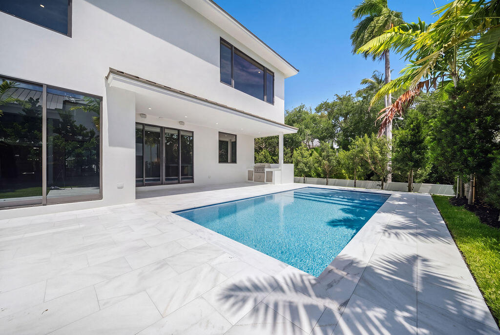 main property photo 68