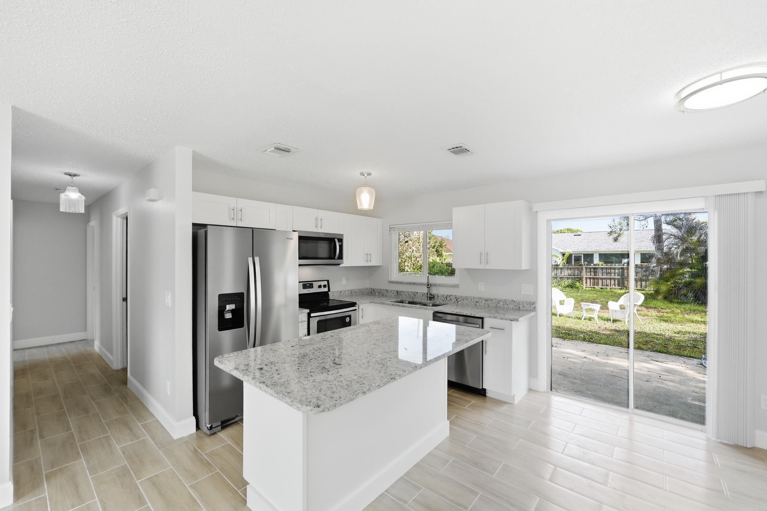 property viewer photo 21
