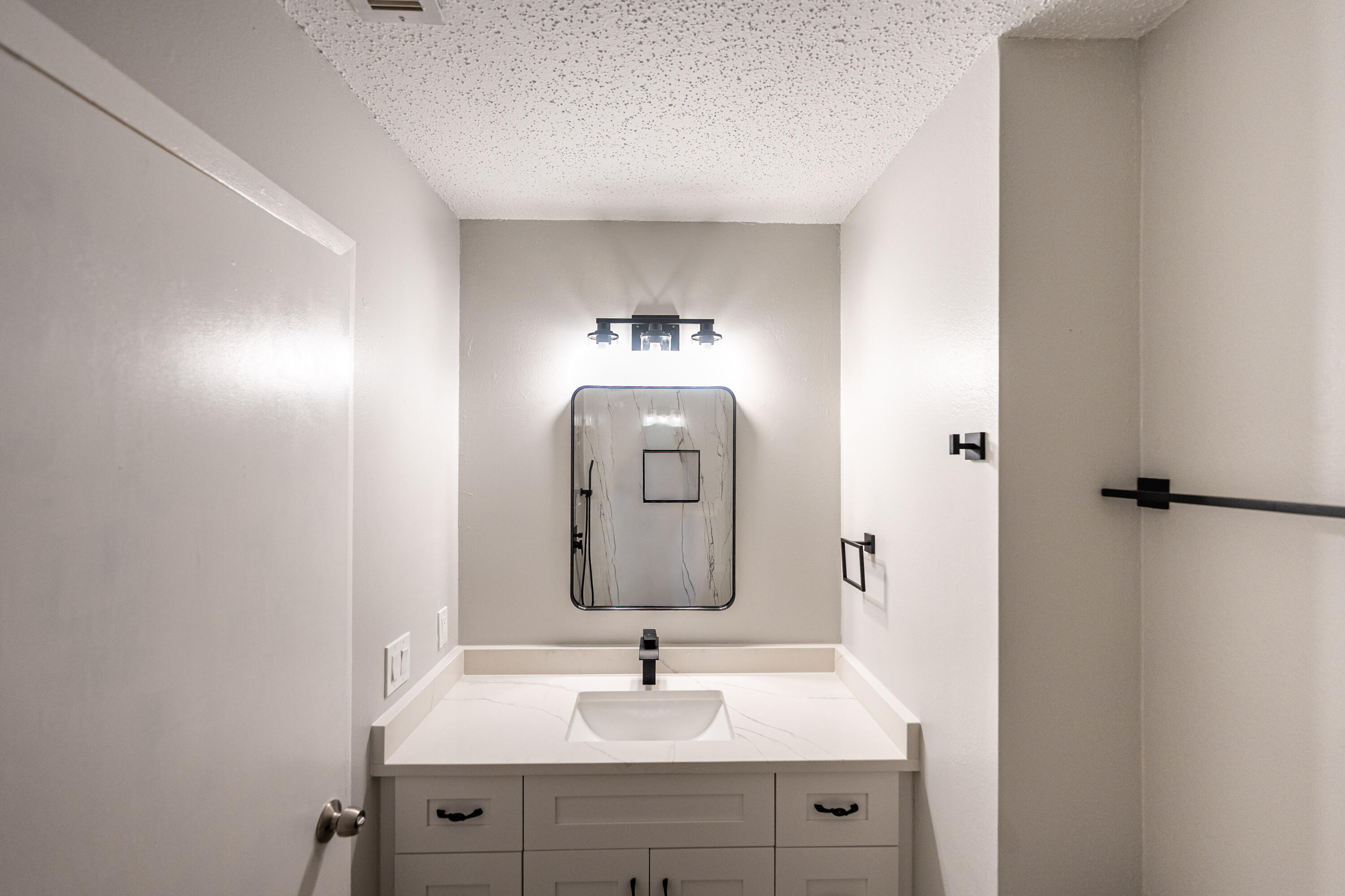 property viewer photo 32