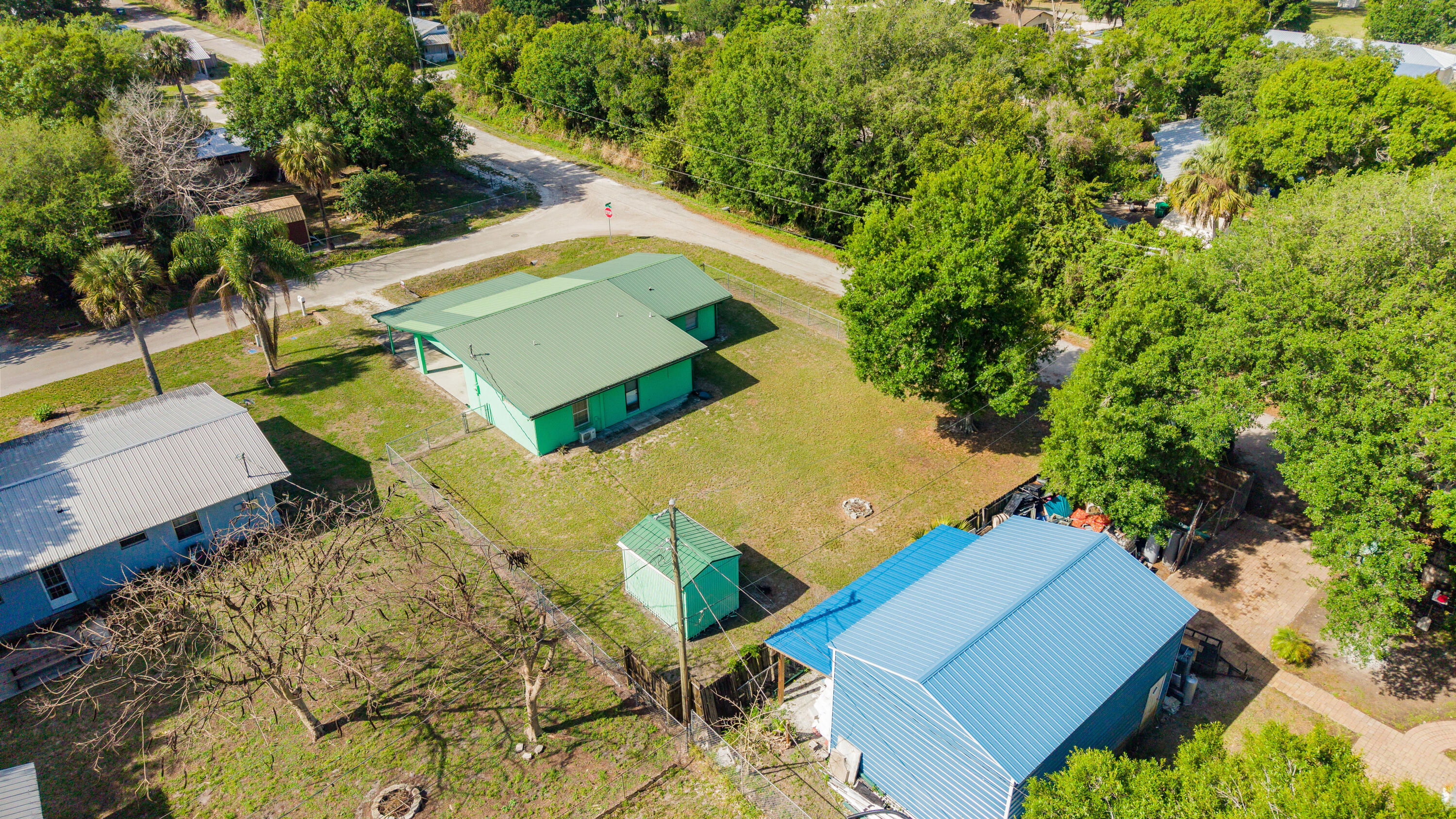 main property photo 39