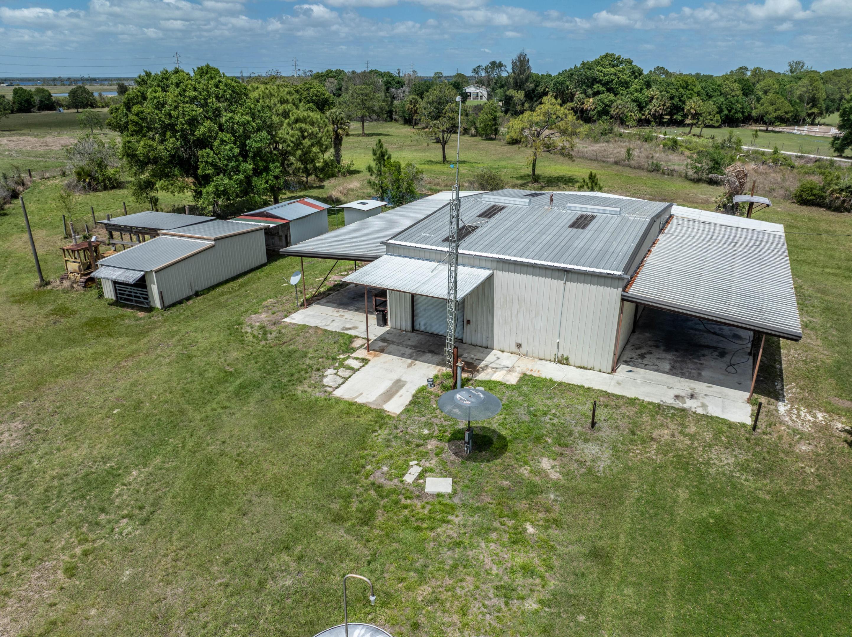 main property photo 31