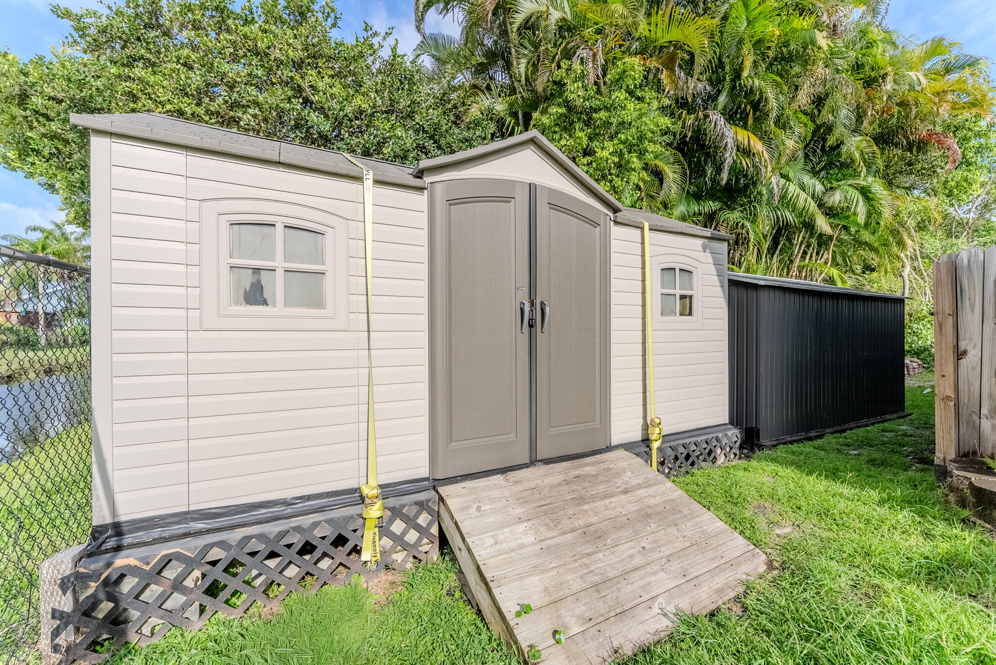 main property photo 60