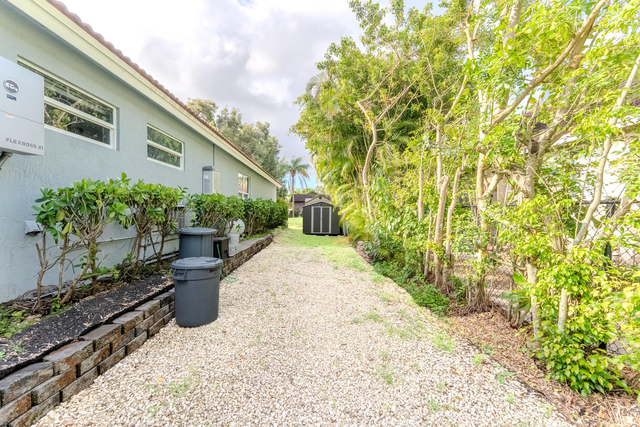 main property photo 61
