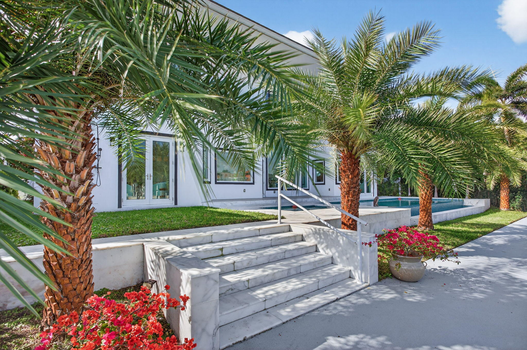 main property photo 83