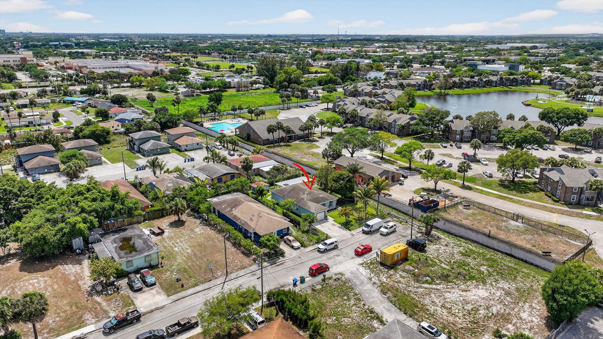 main property photo 40