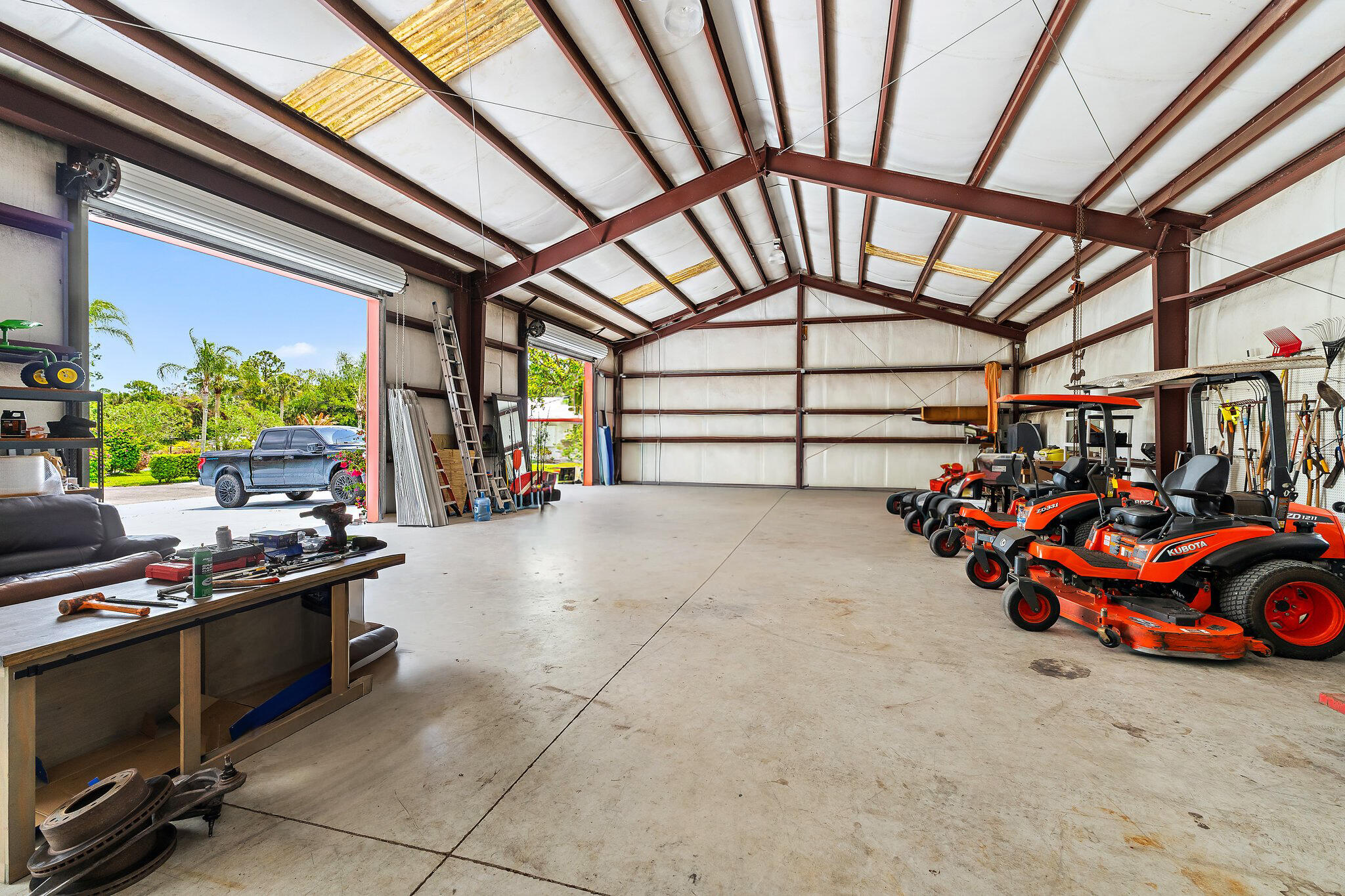 main property photo 15