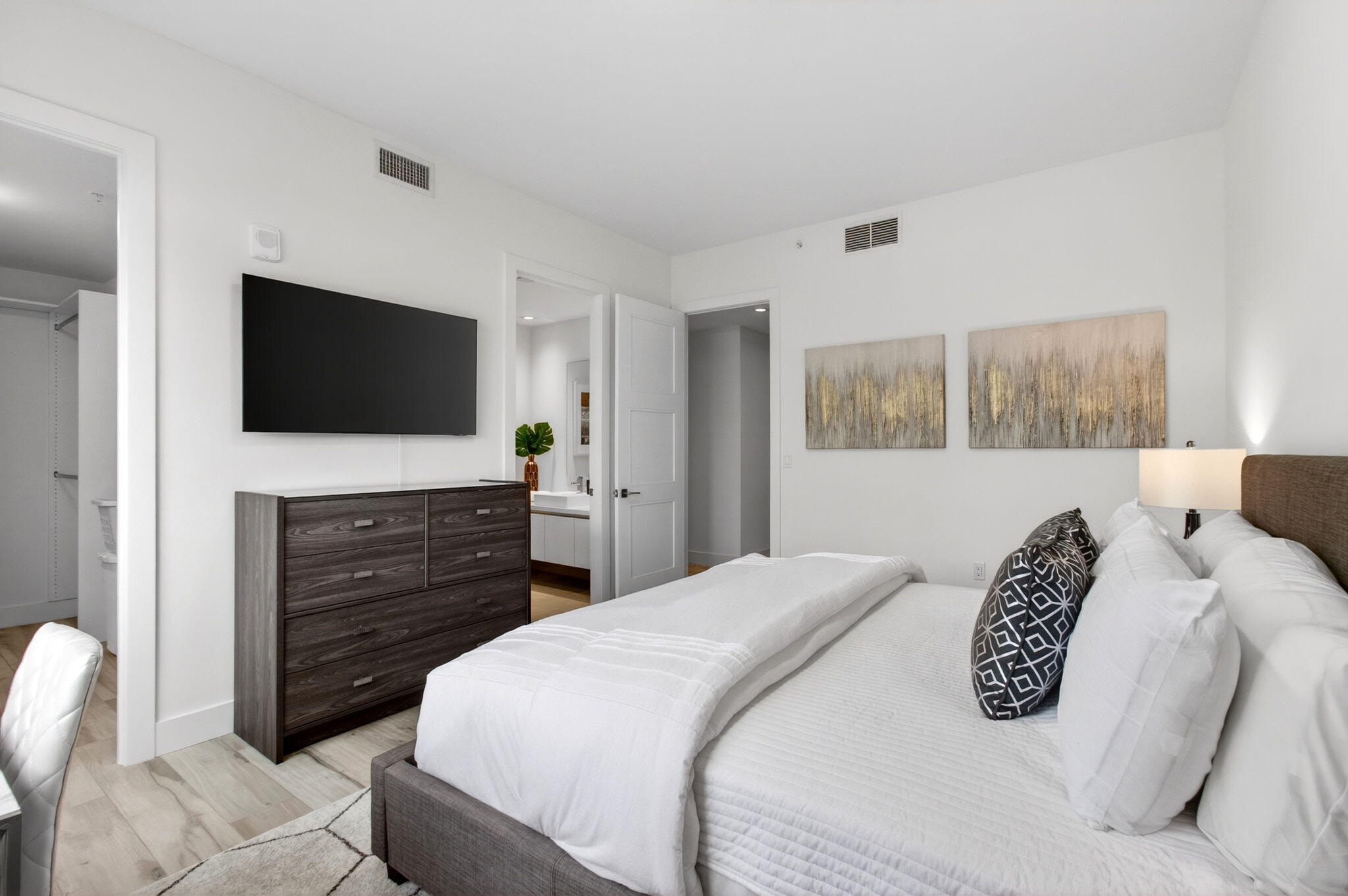 main property photo 73