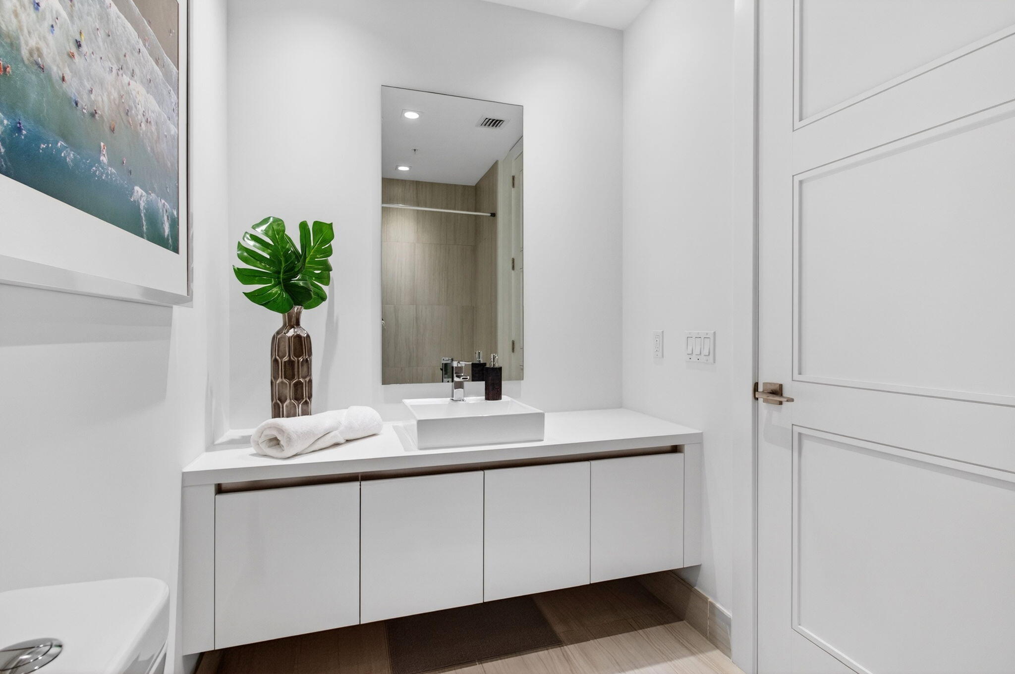 main property photo 78