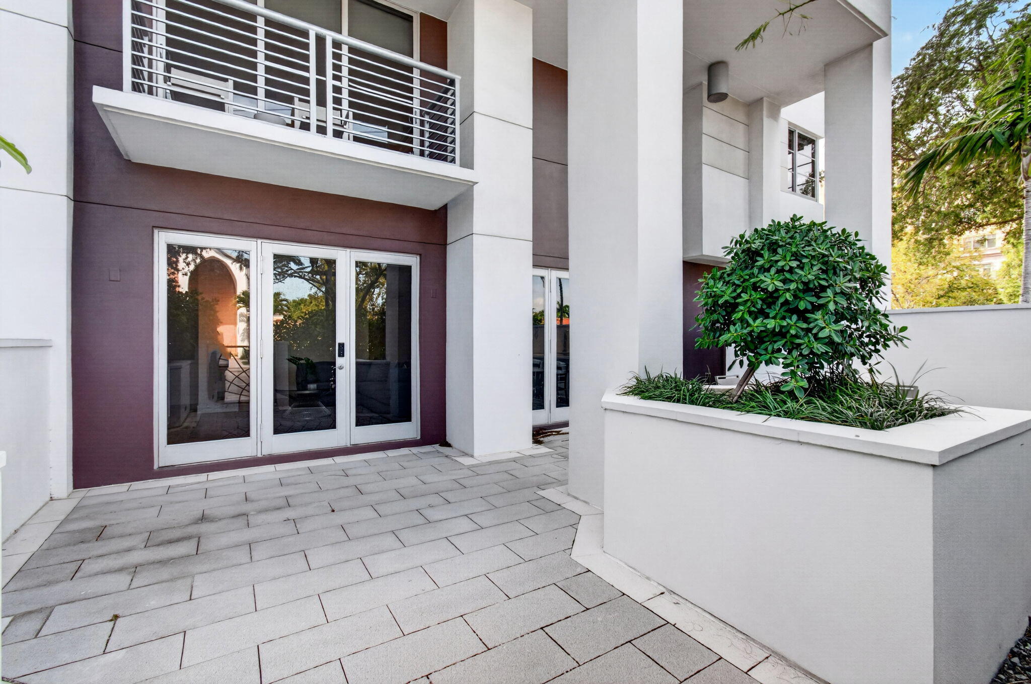 main property photo 81