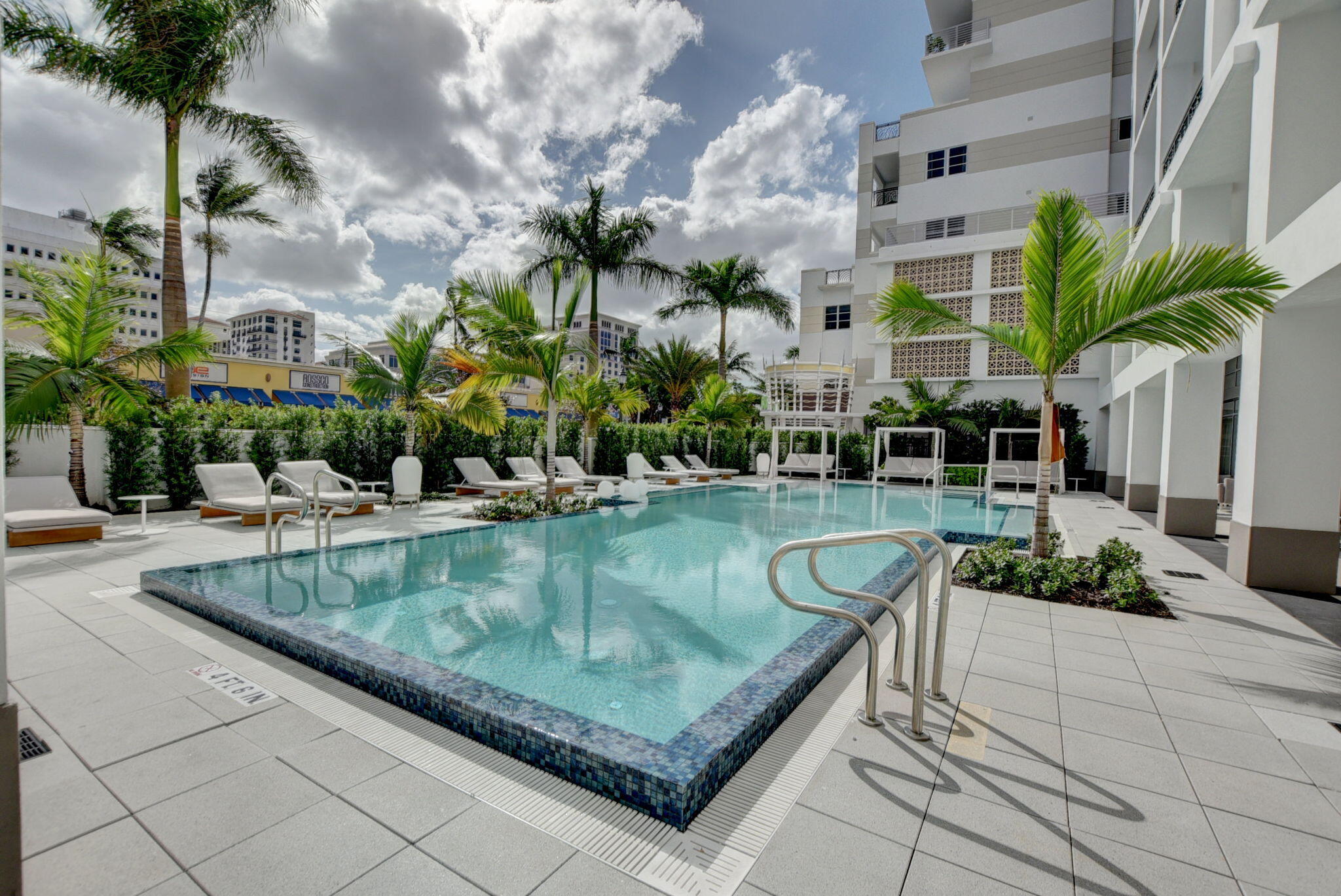 main property photo 89