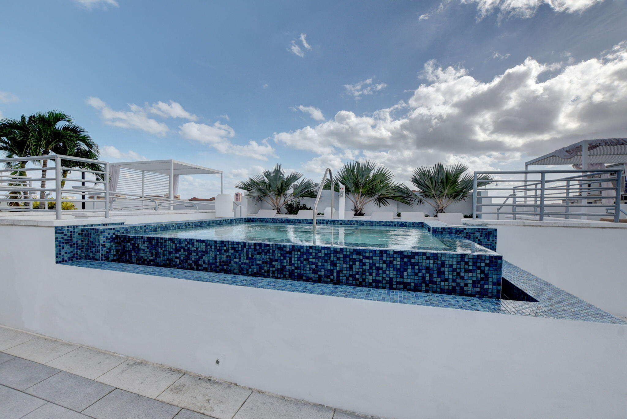 main property photo 99
