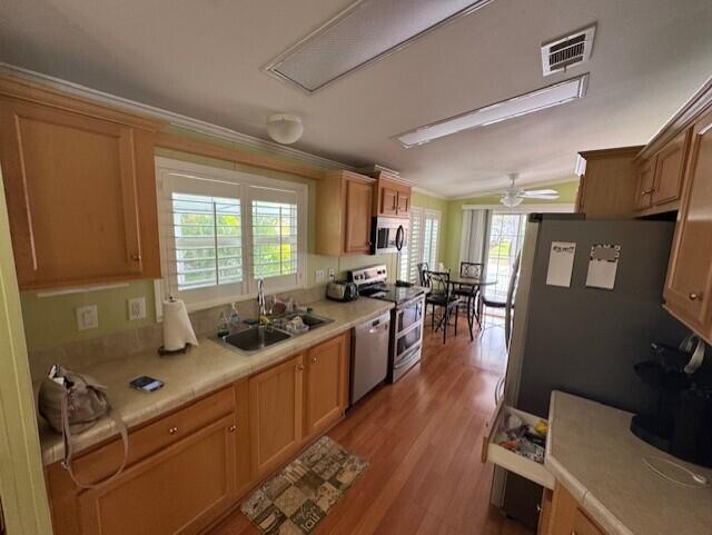 main property photo 23