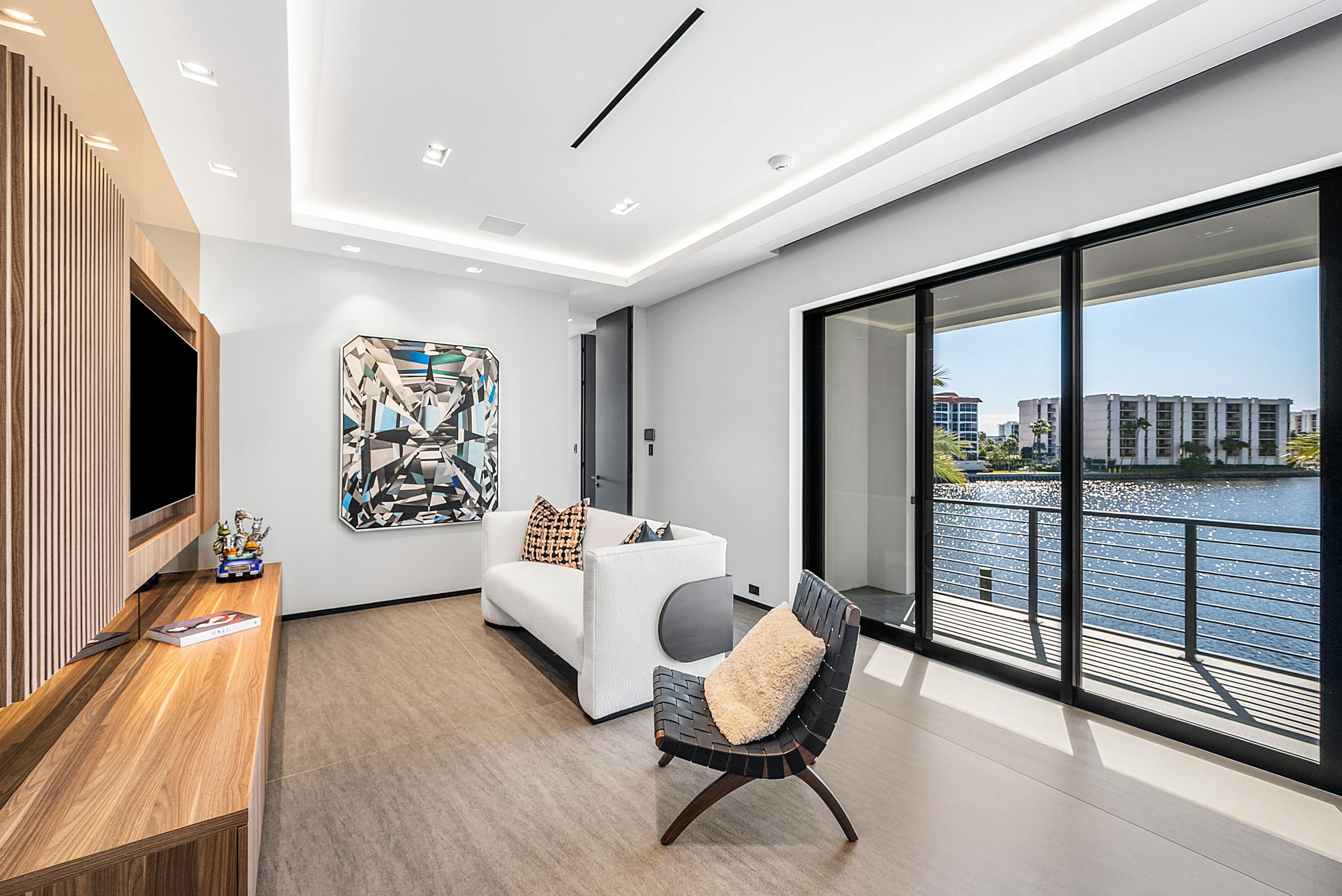 main property photo 83