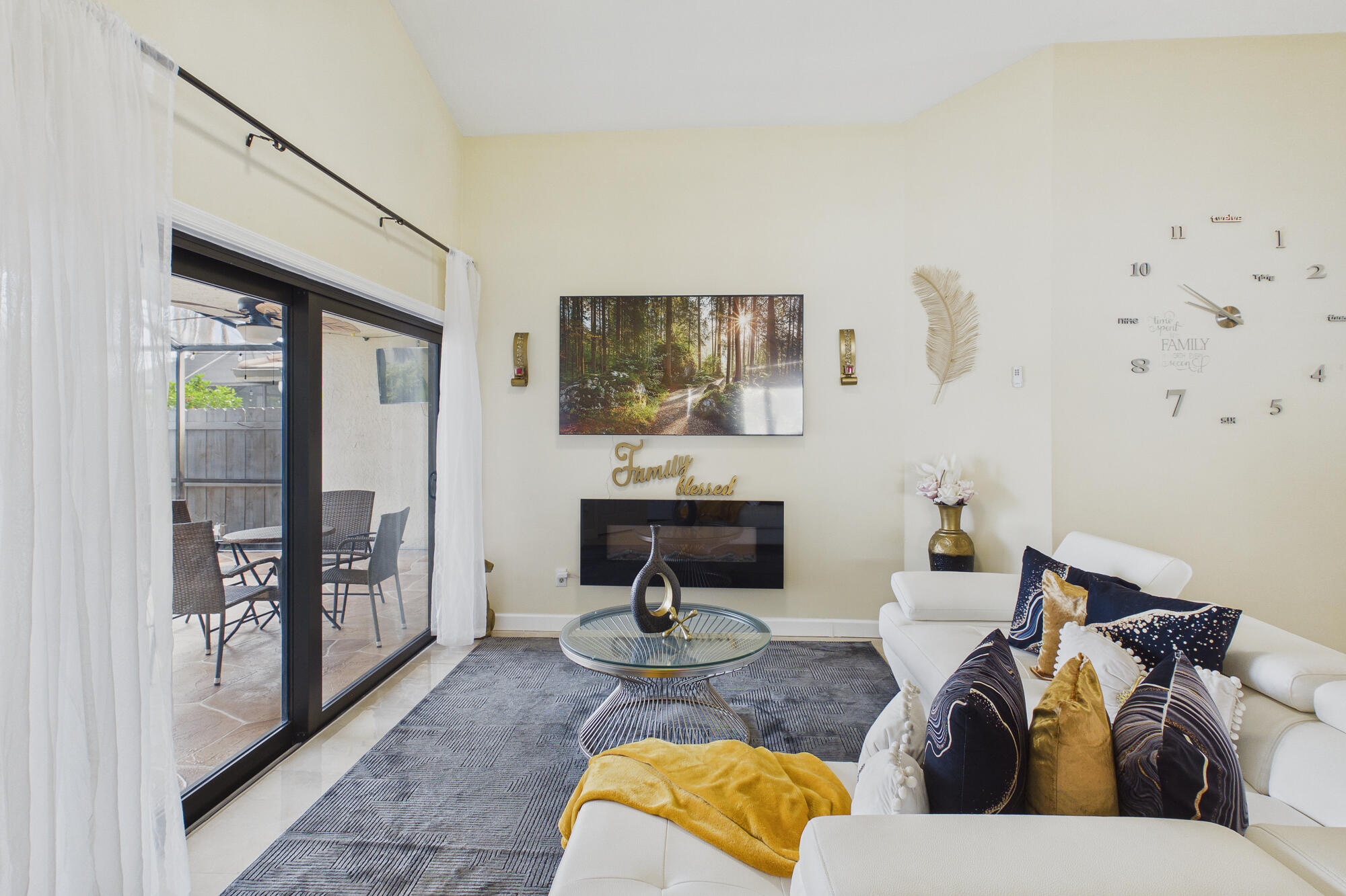 property viewer photo 13