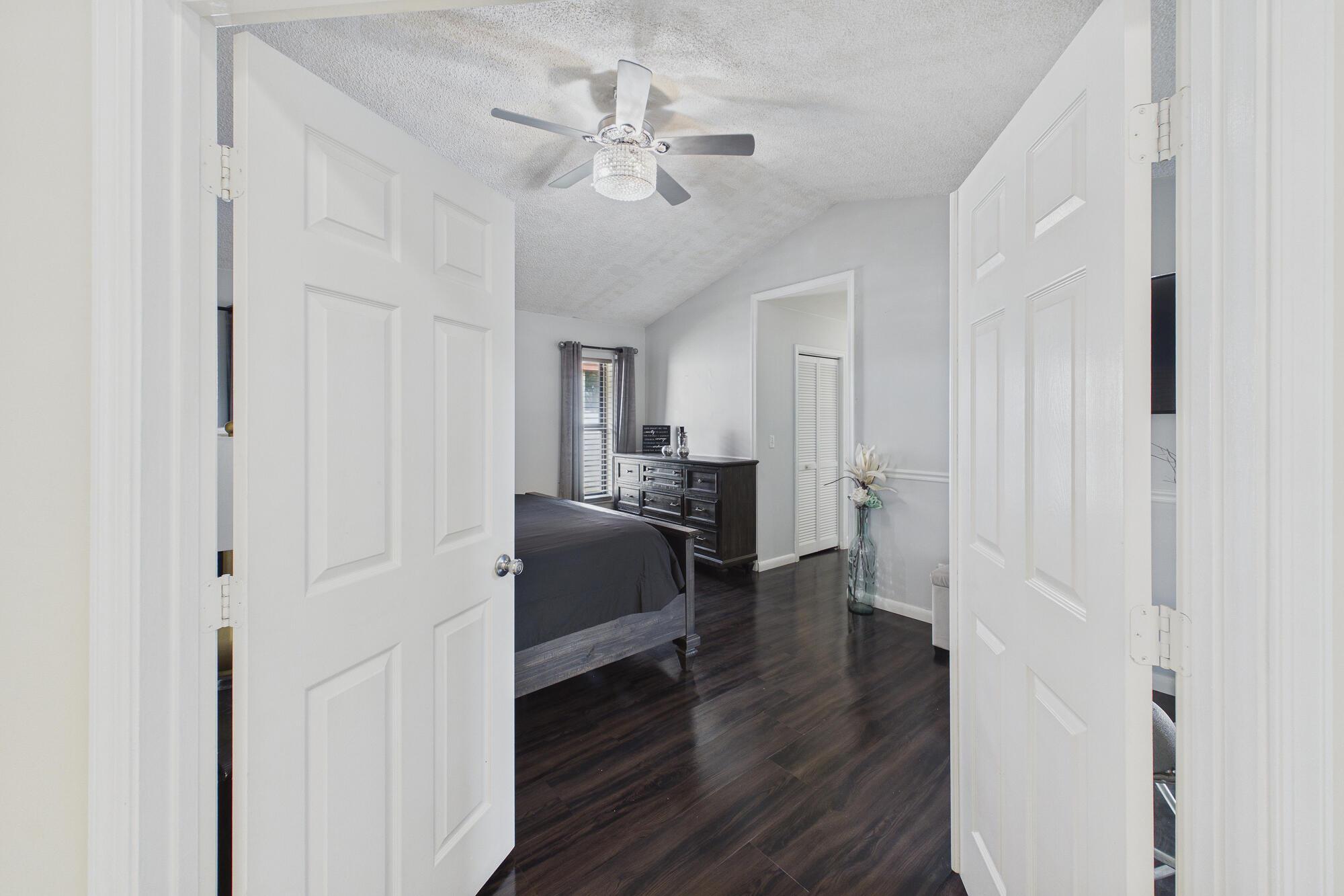 property viewer photo 18