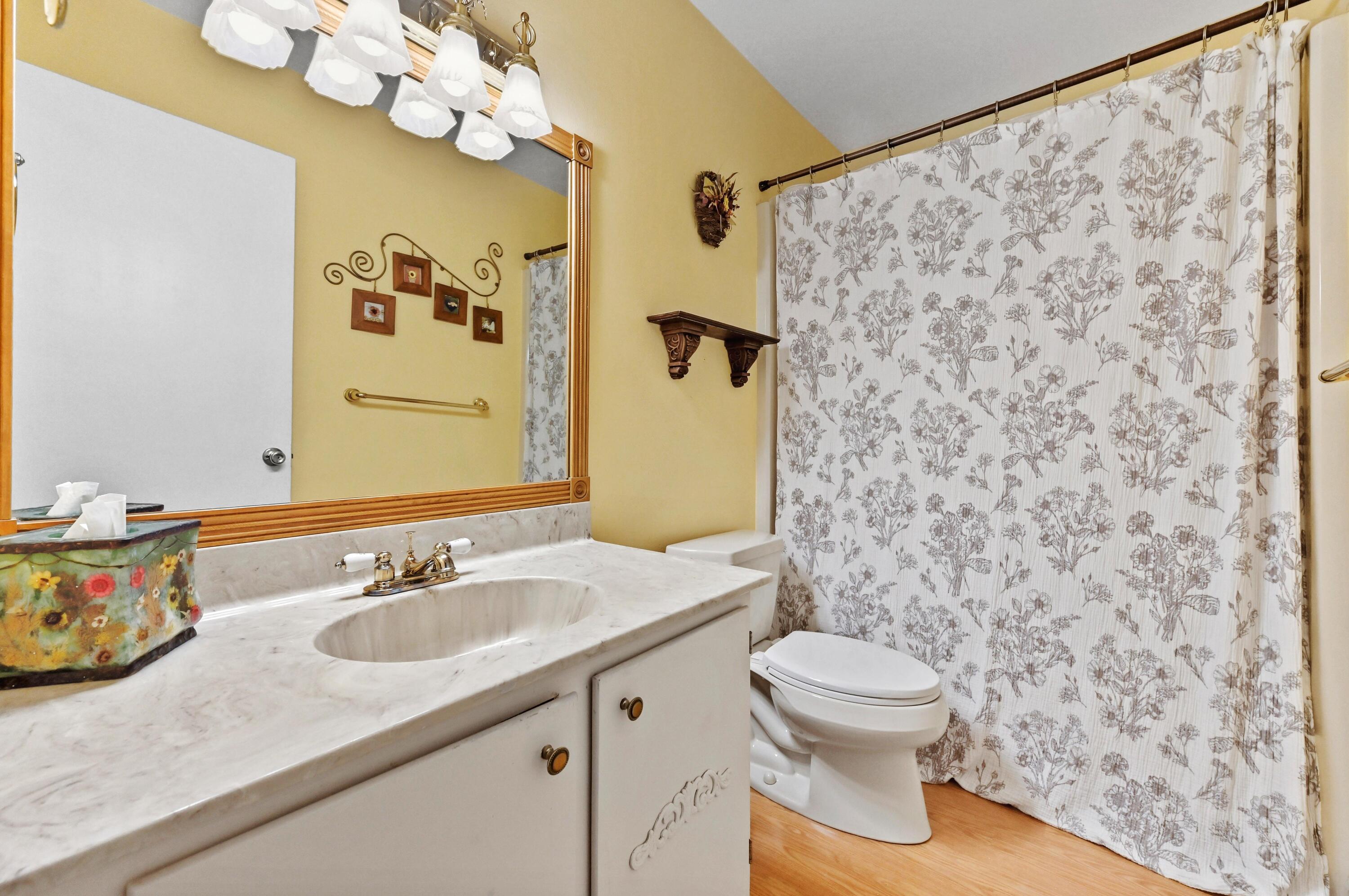 property viewer photo 16