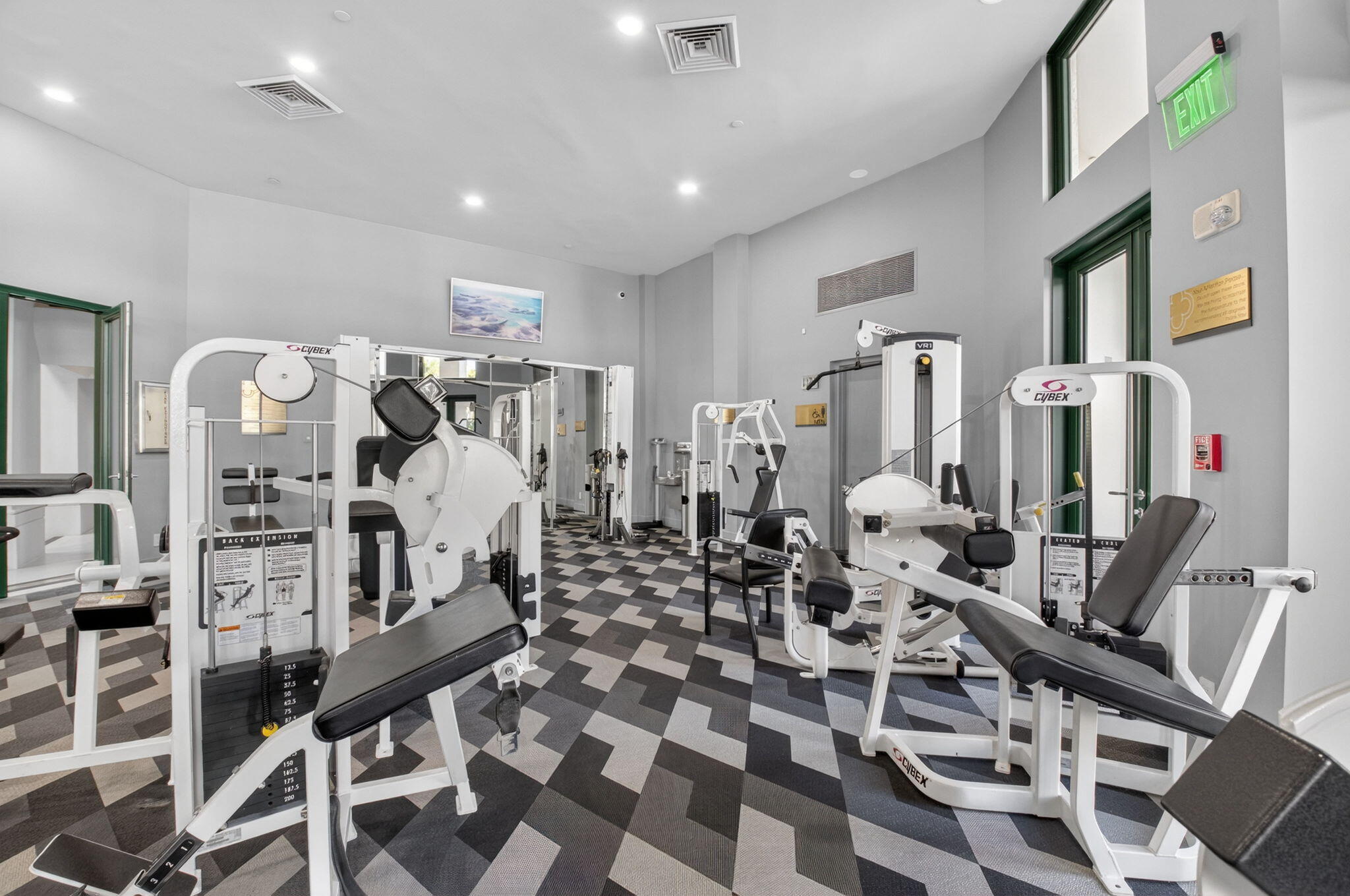 main property photo 40
