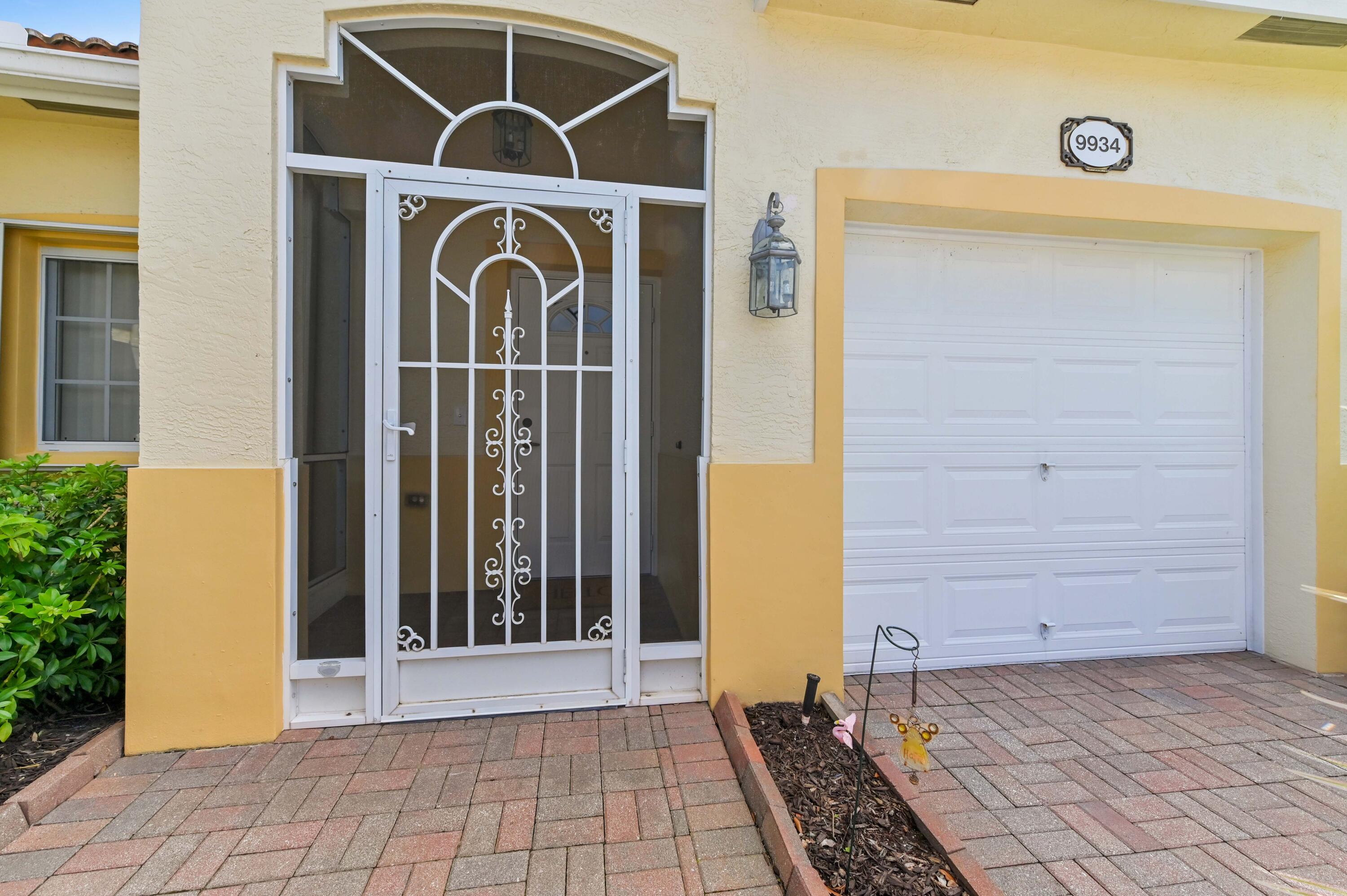 property viewer photo 1