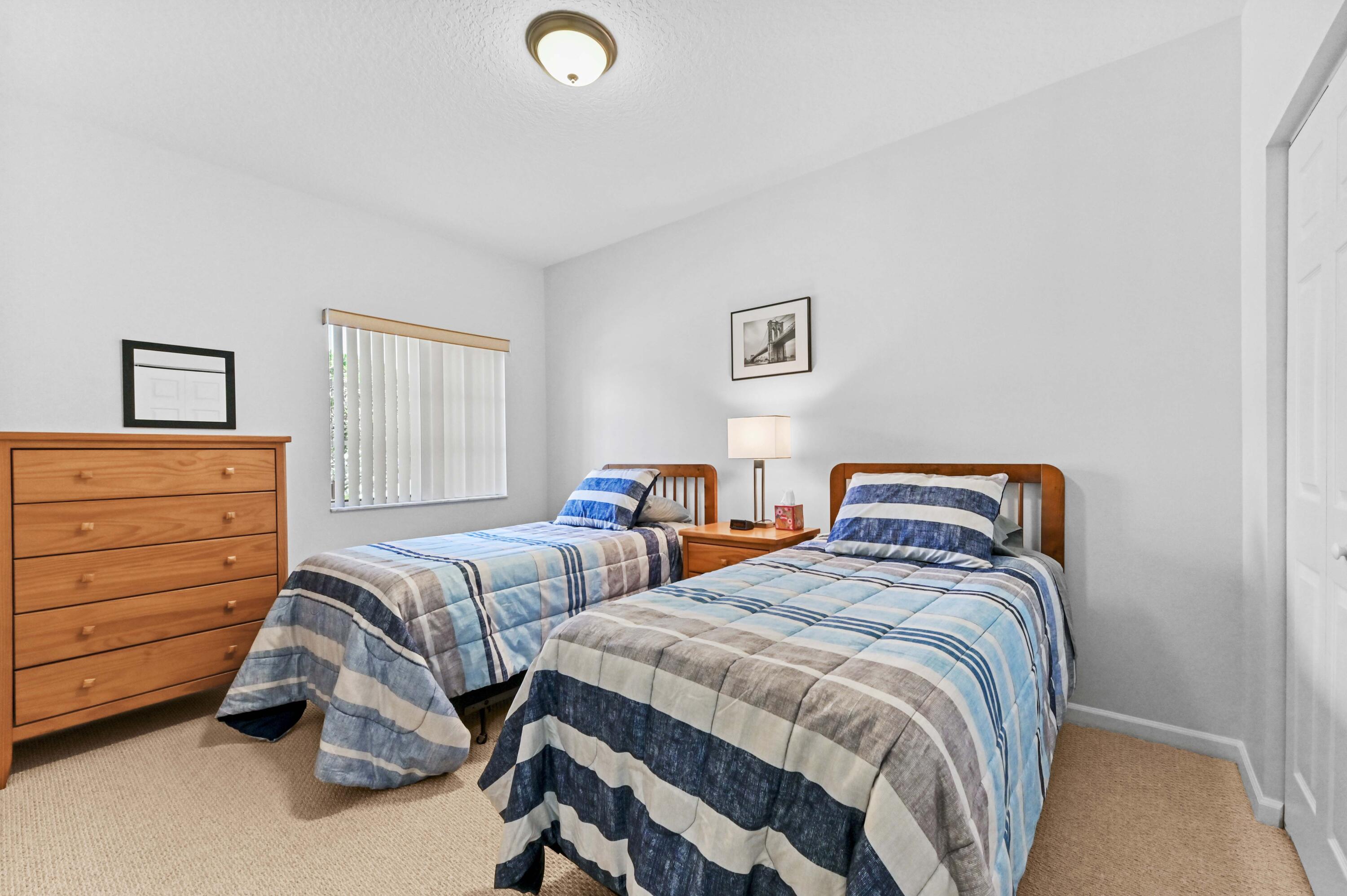 property viewer photo 5