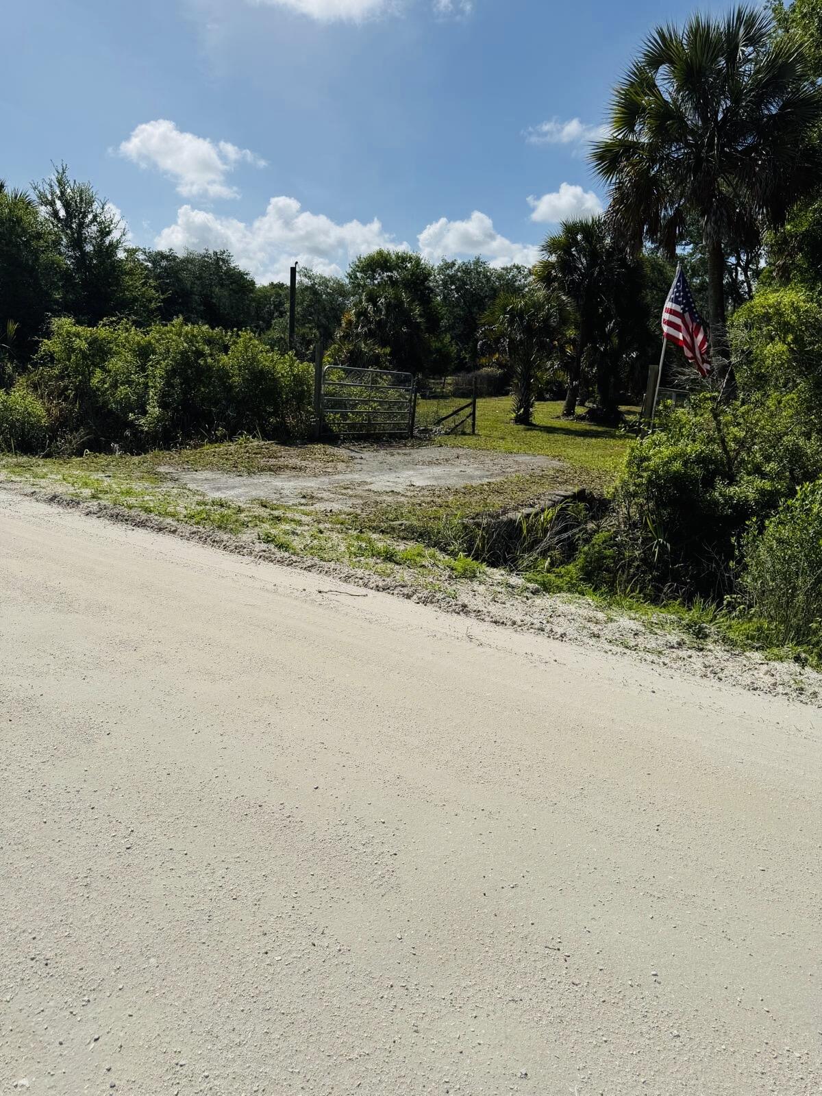 main property photo 7