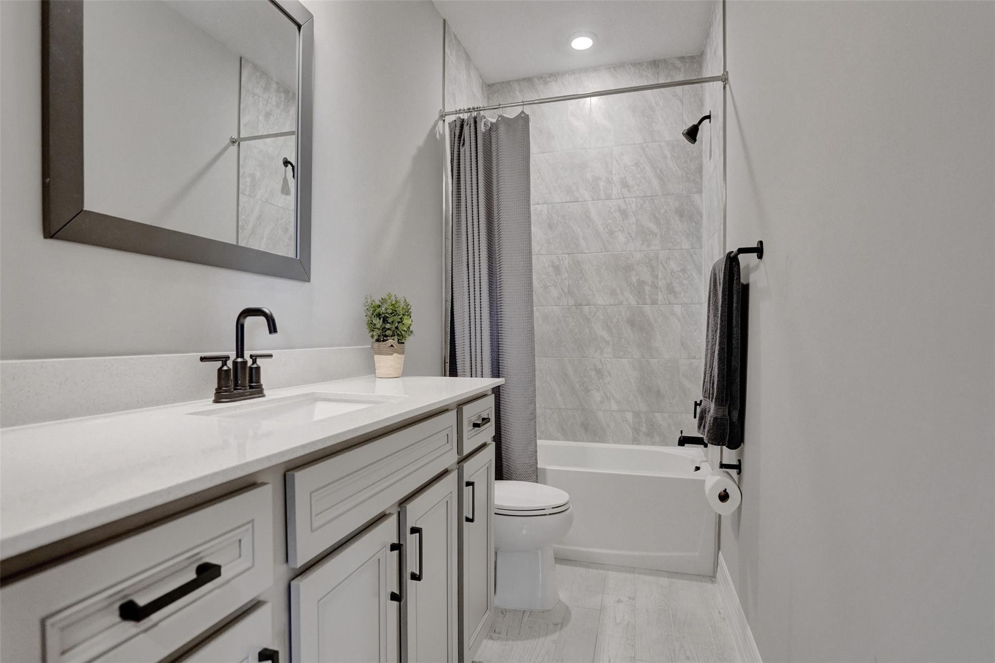 main property photo 63