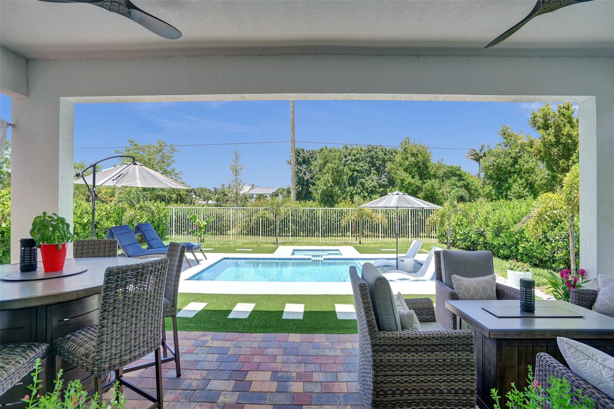 main property photo 74