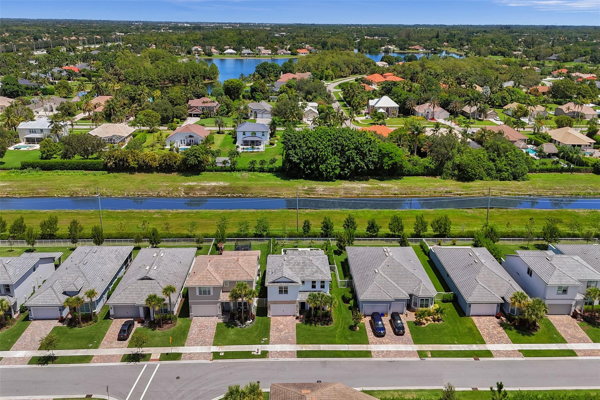 main property photo 98