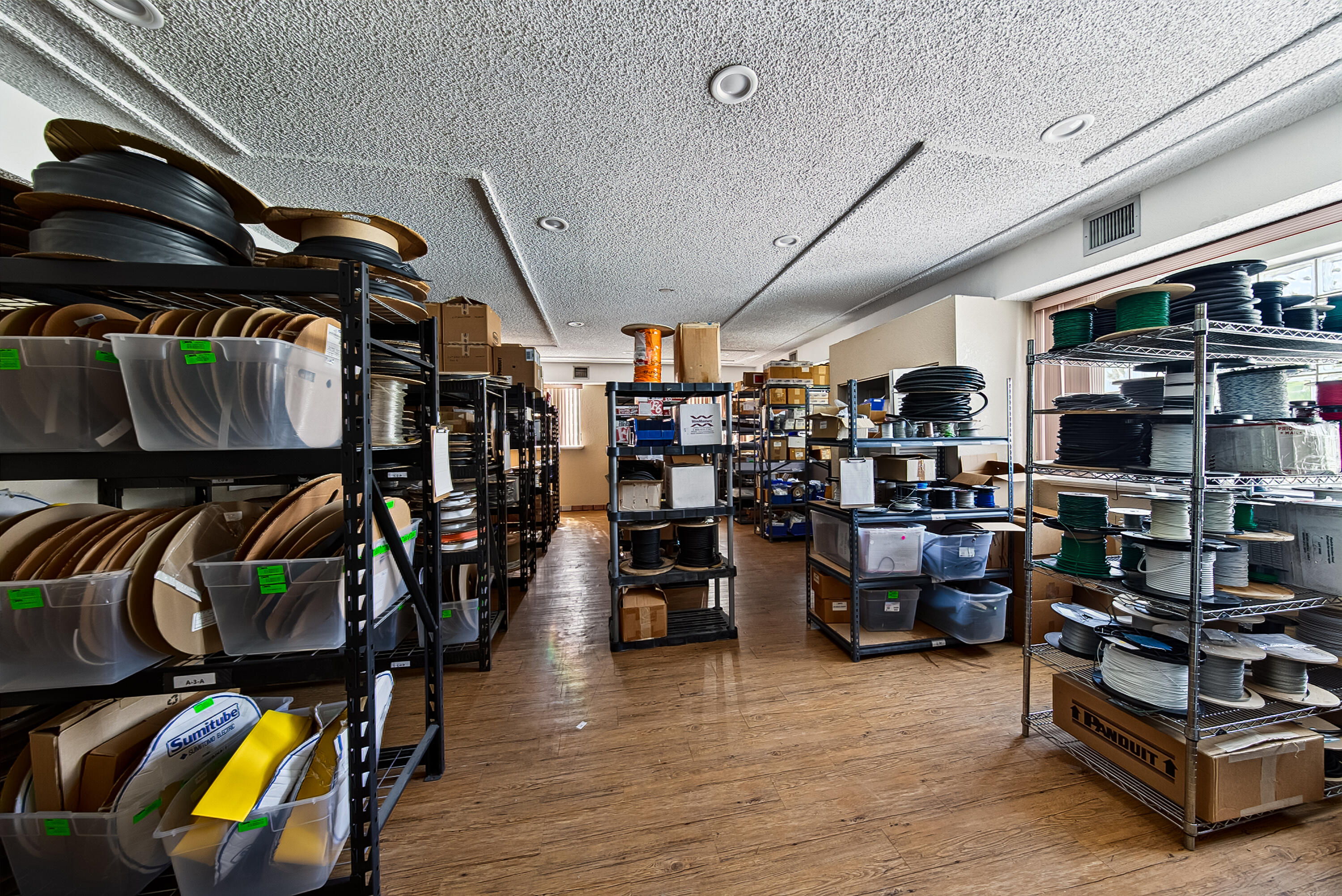 main property photo 37