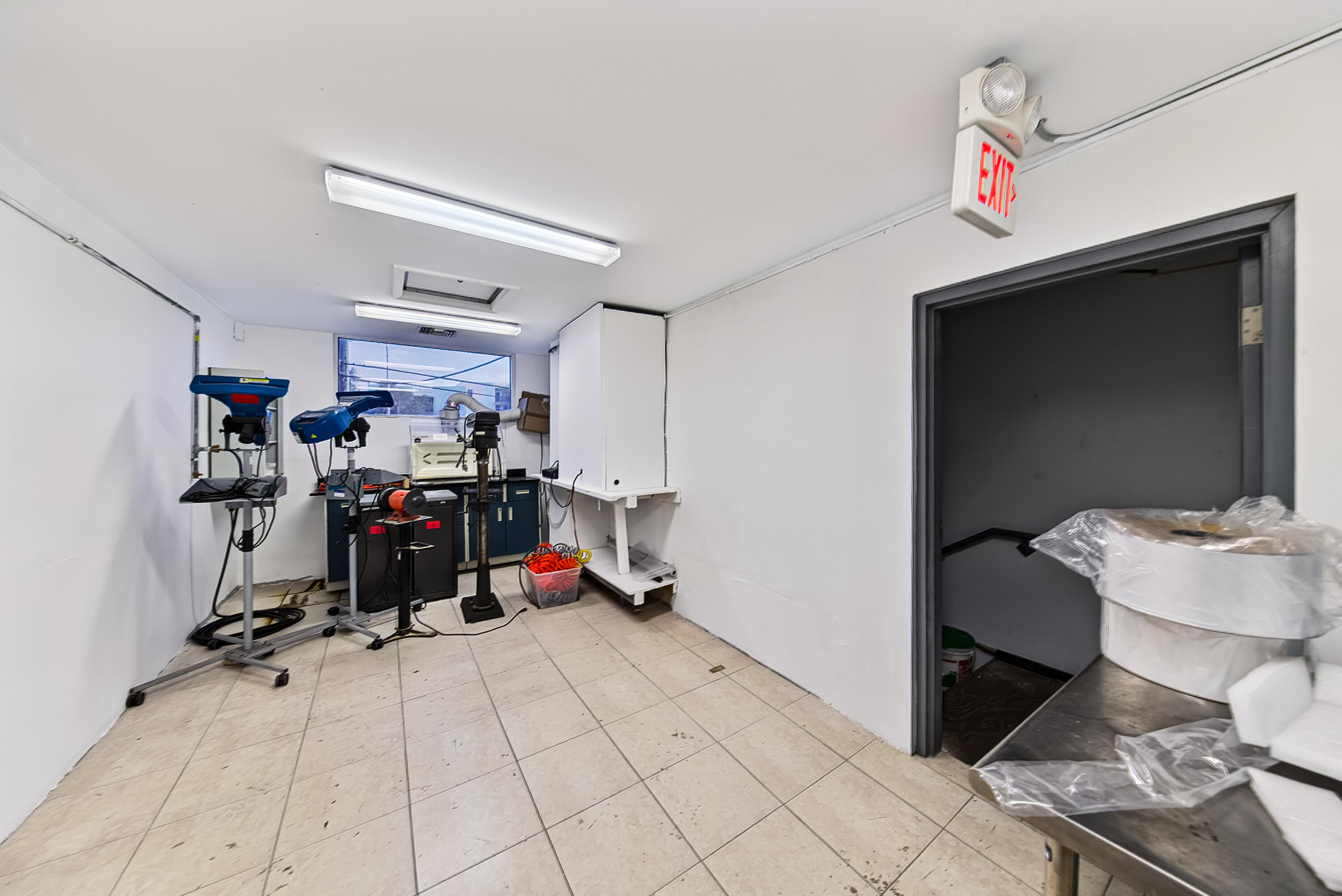main property photo 58