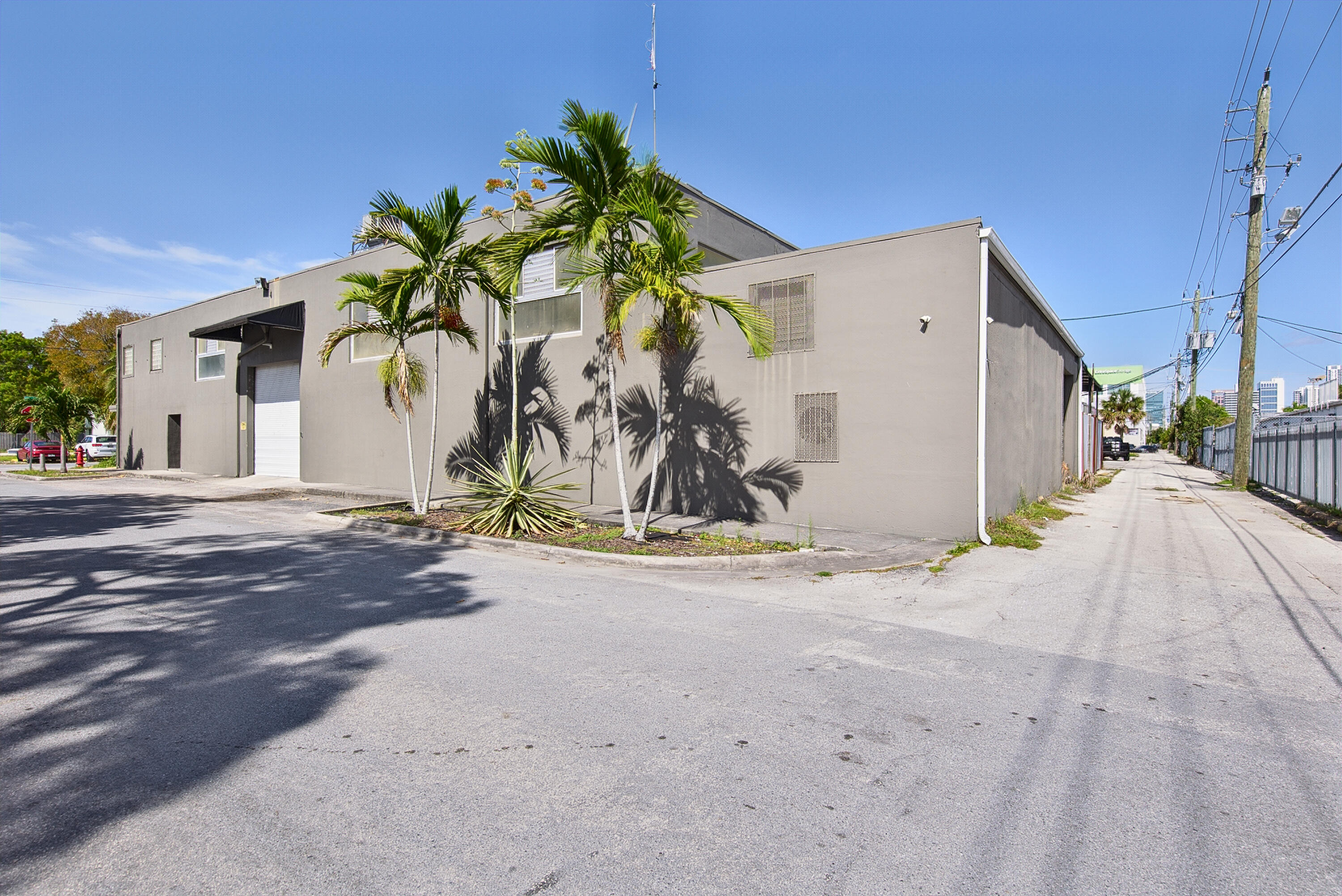 main property photo 64