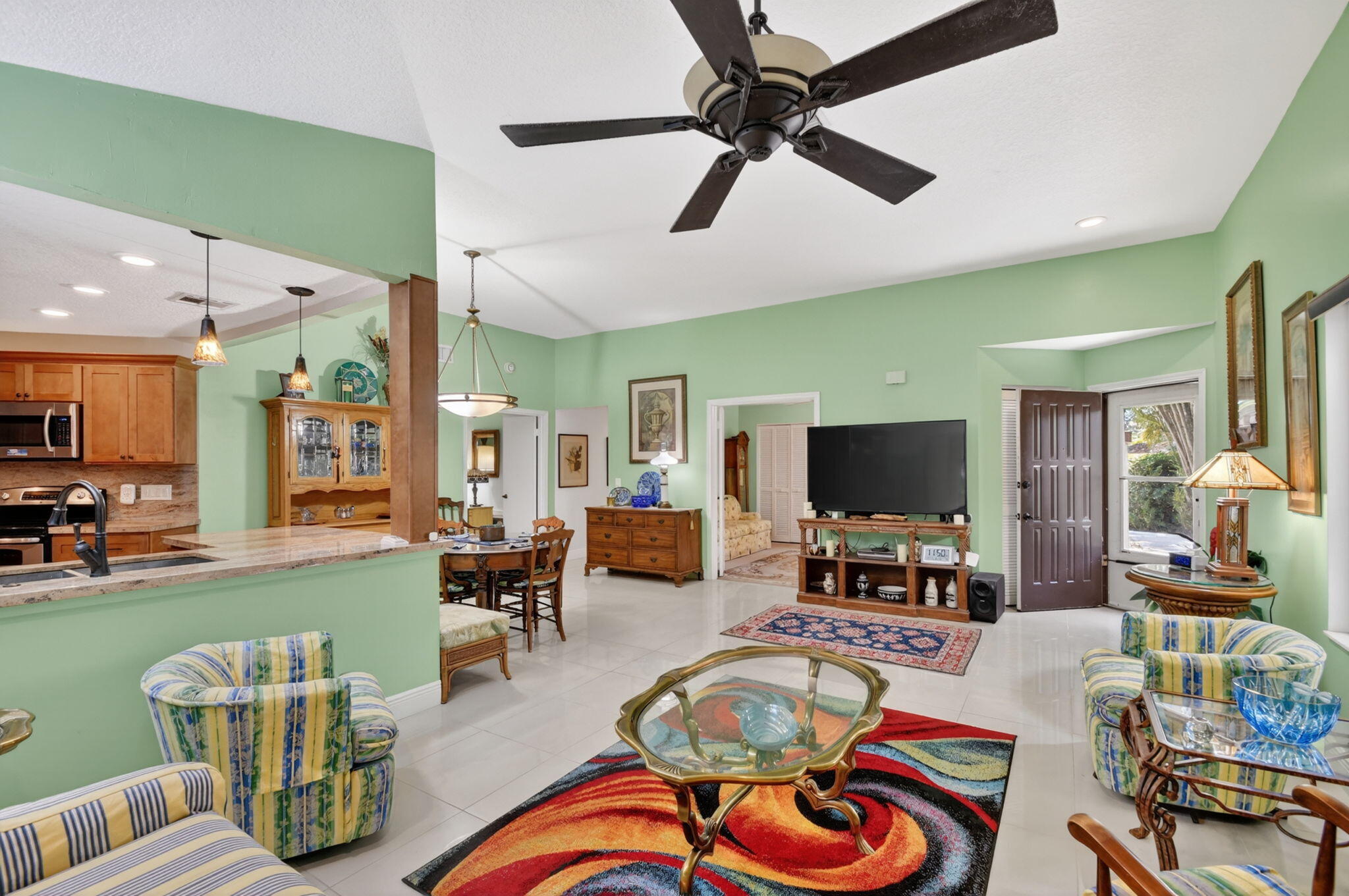 main property photo 10
