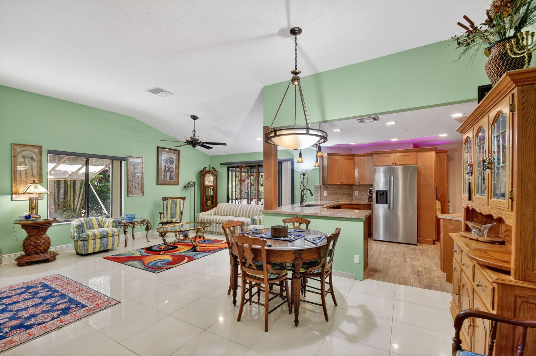 main property photo 13