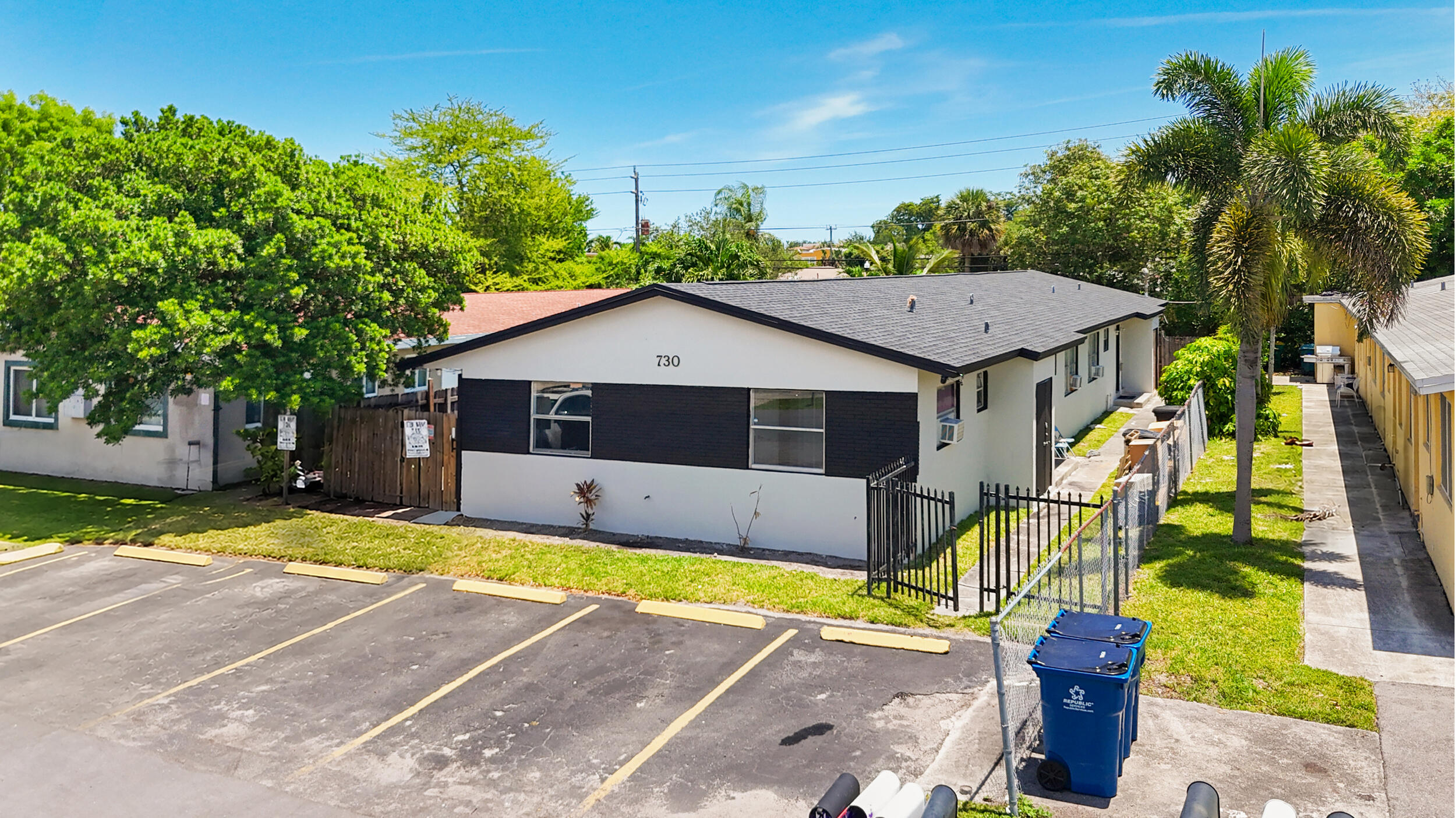 main property photo 7