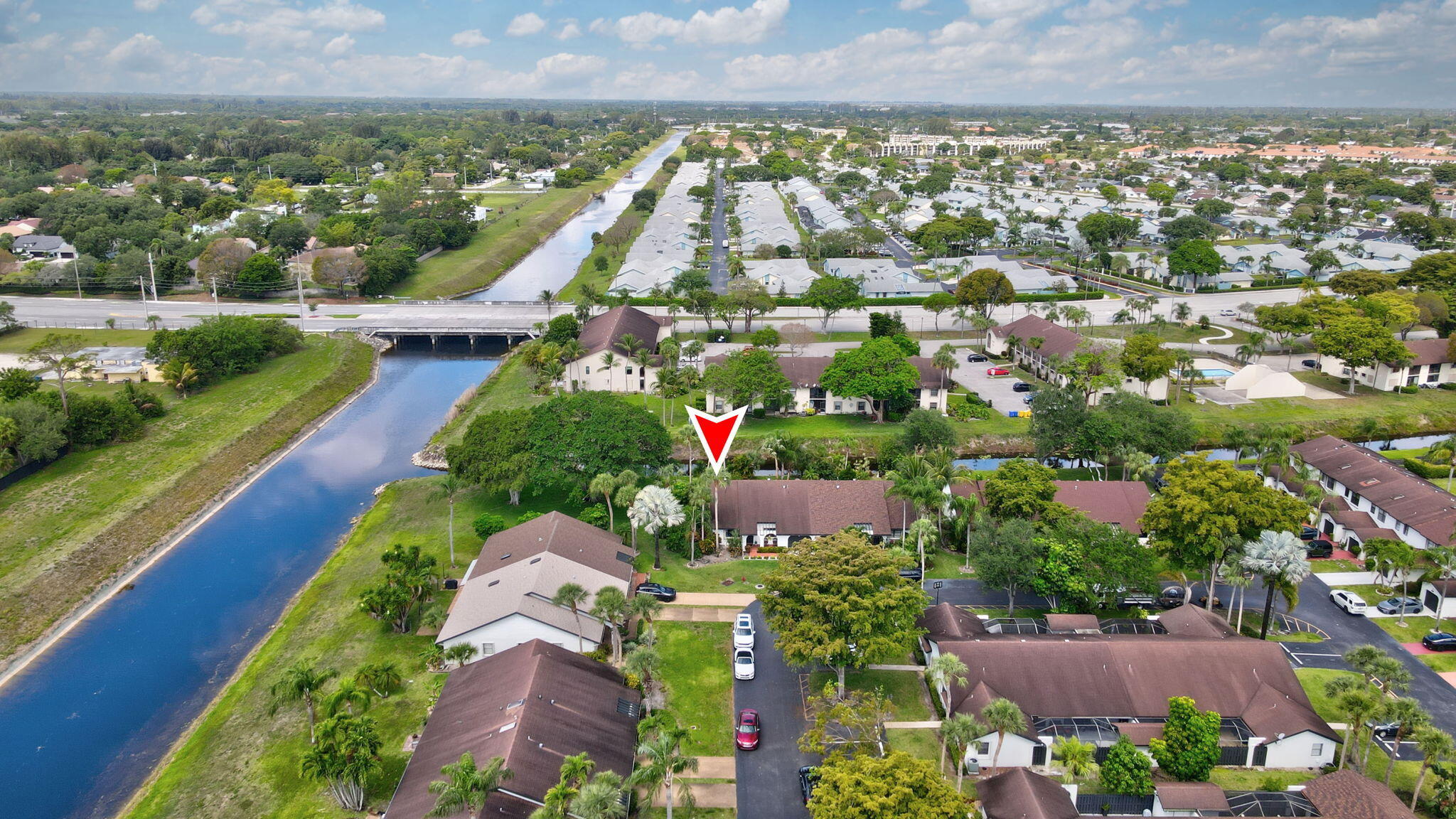 main property photo 37