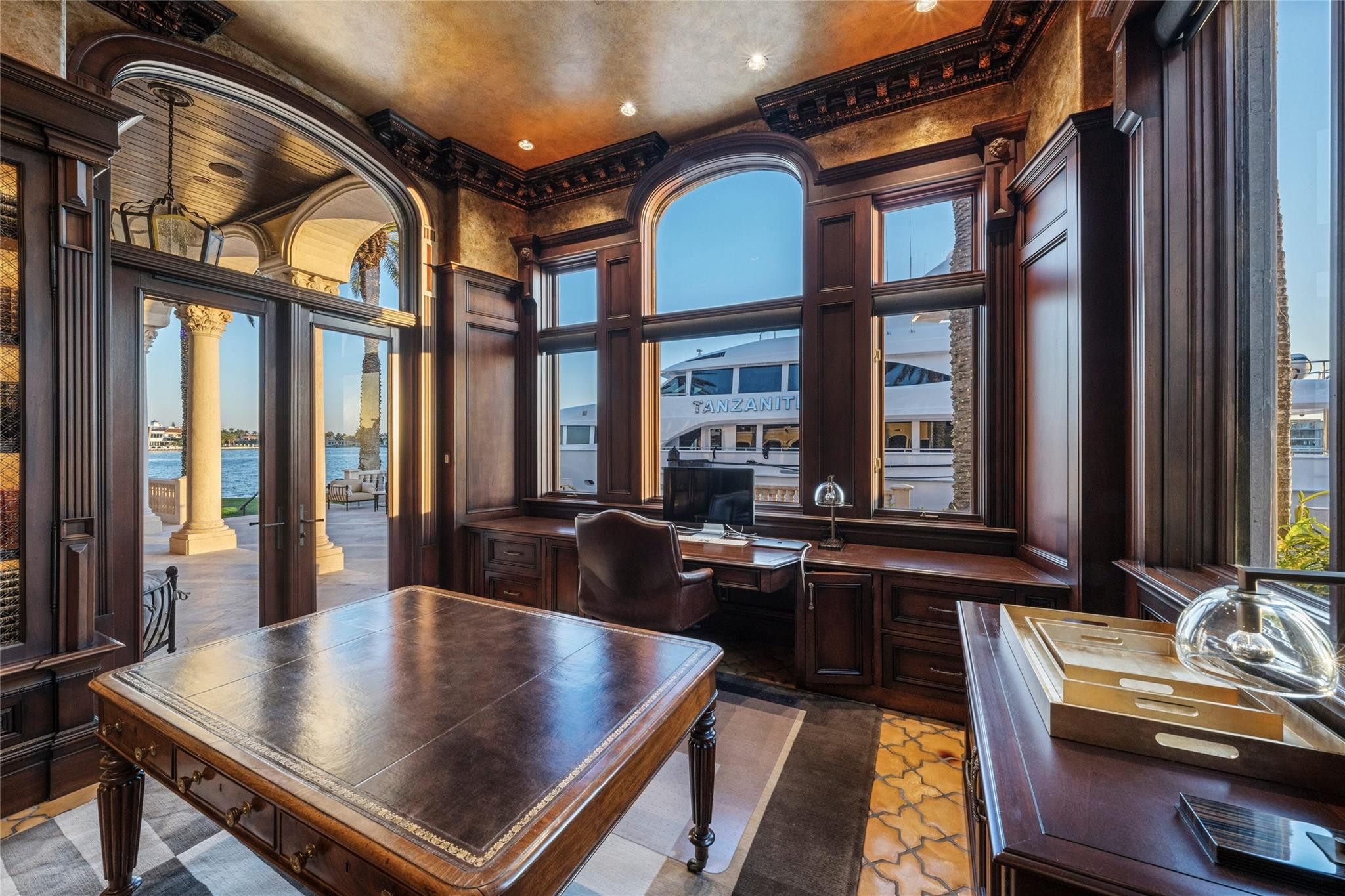 main property photo 40