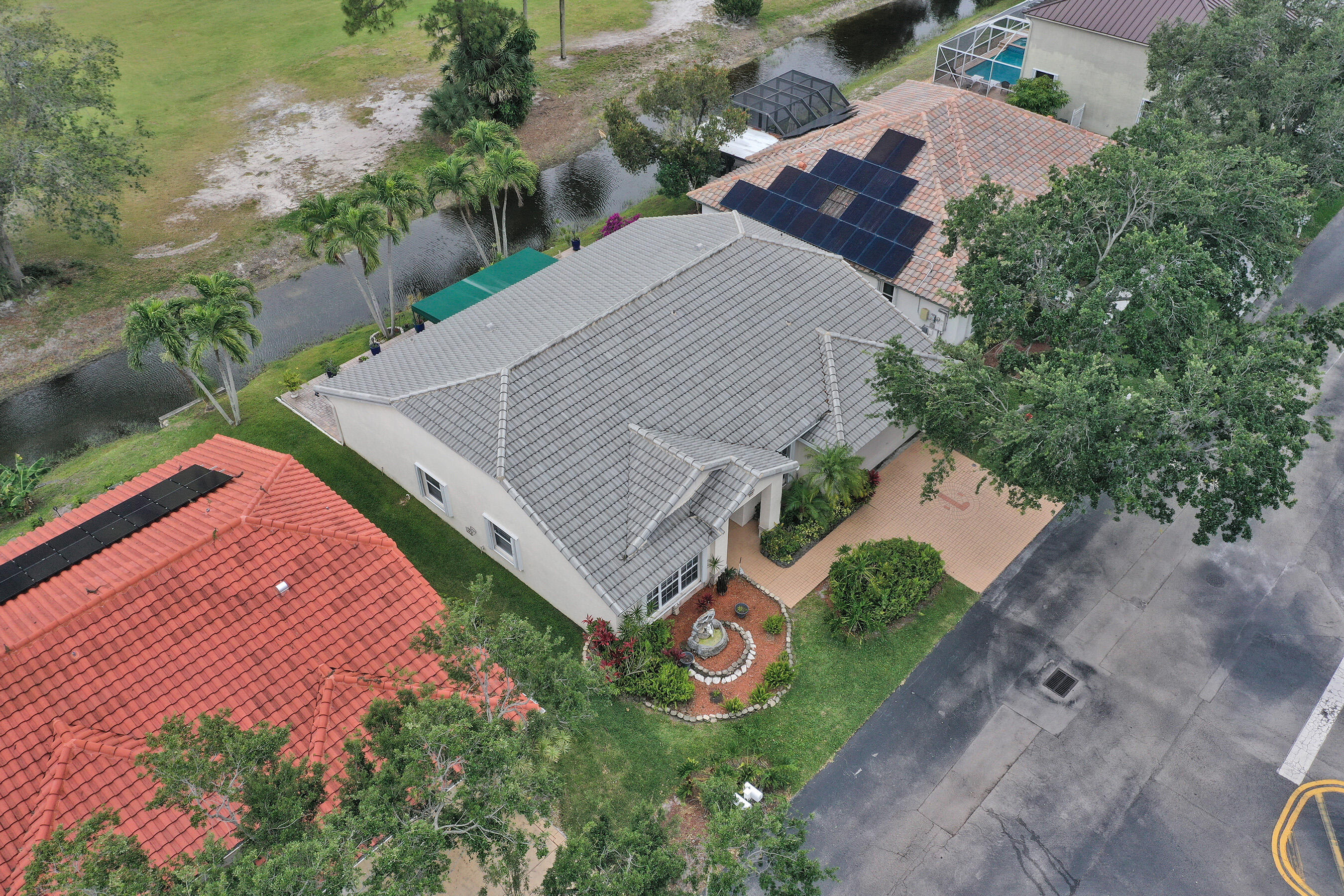 main property photo 59