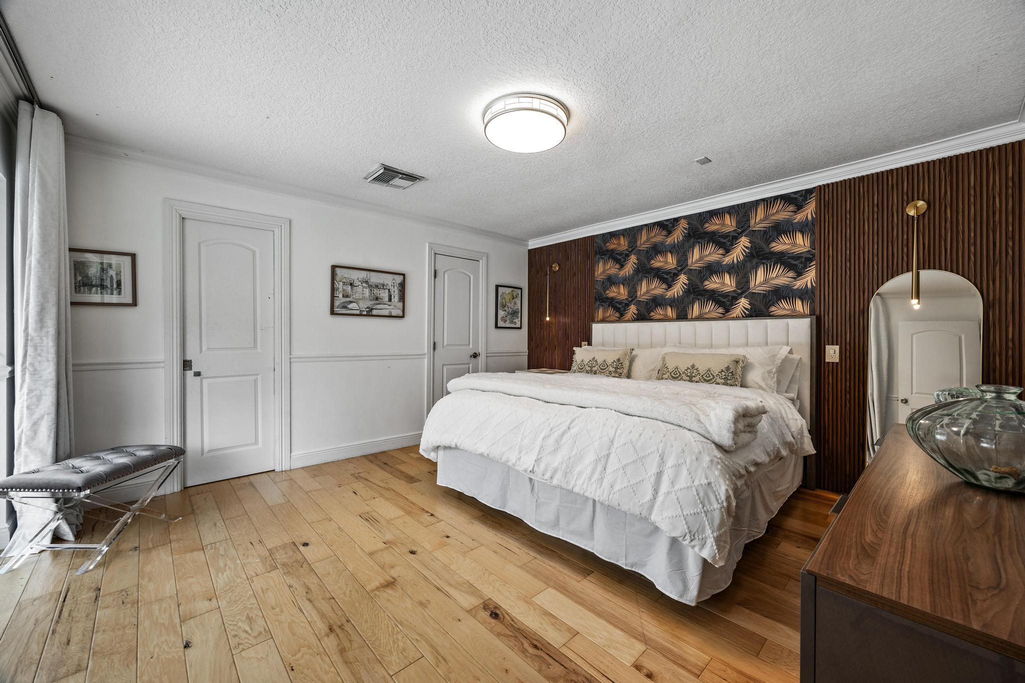 main property photo 70