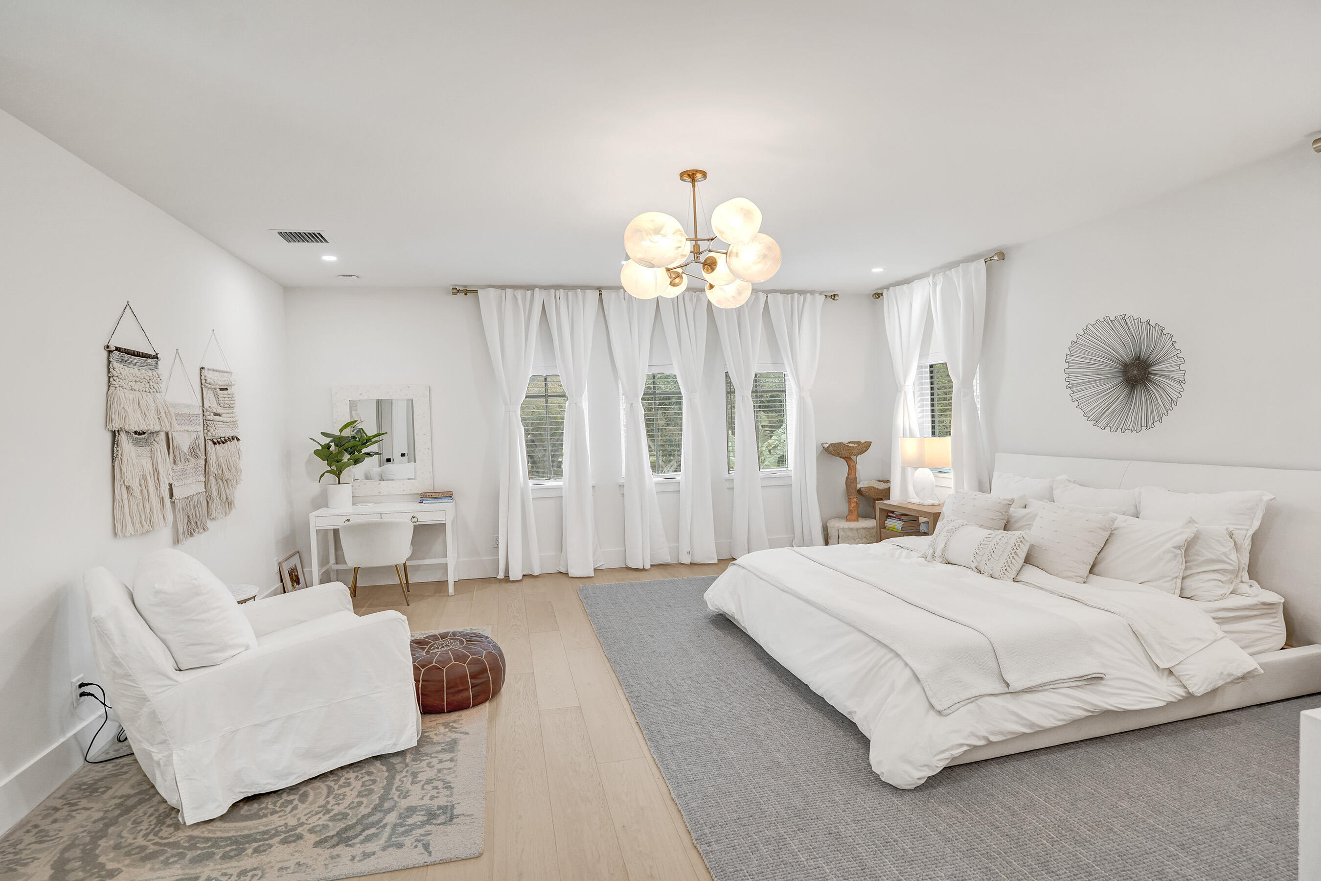 main property photo 89