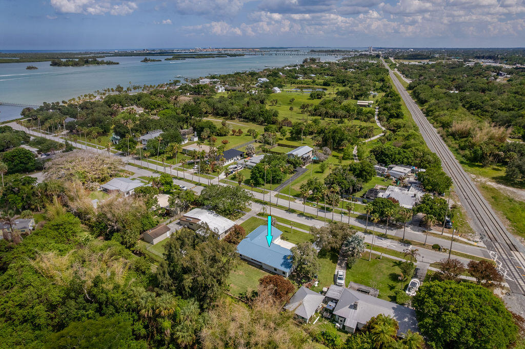 main property photo 51
