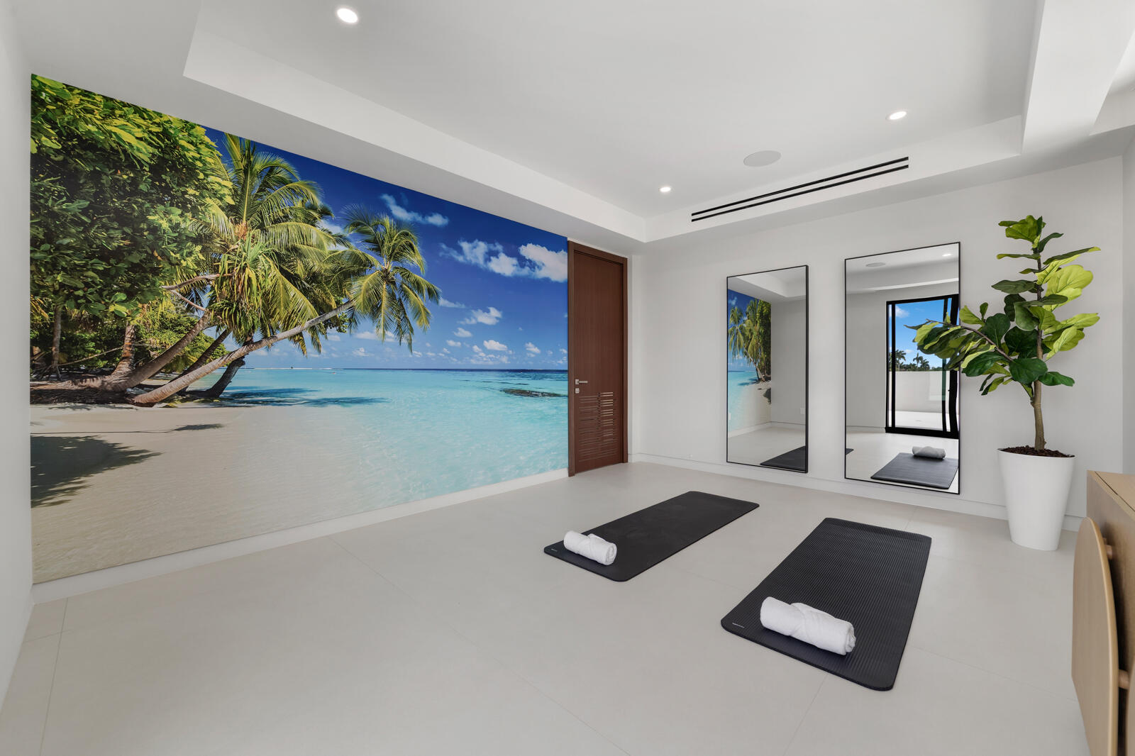main property photo 60