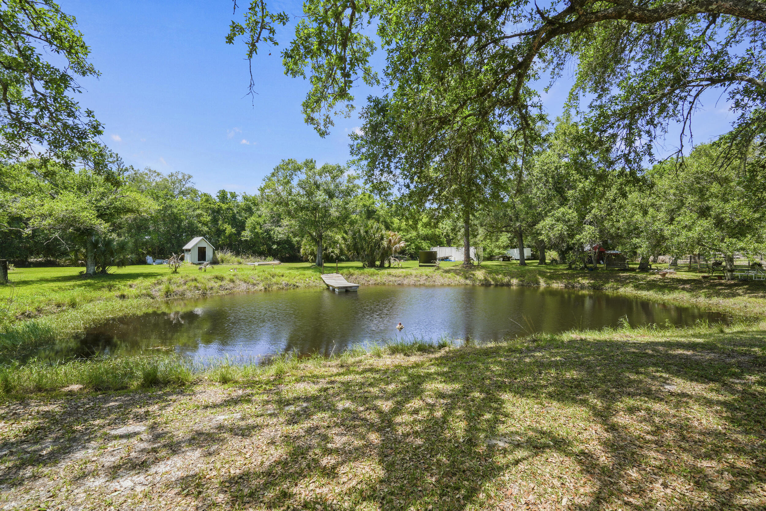 main property photo 20