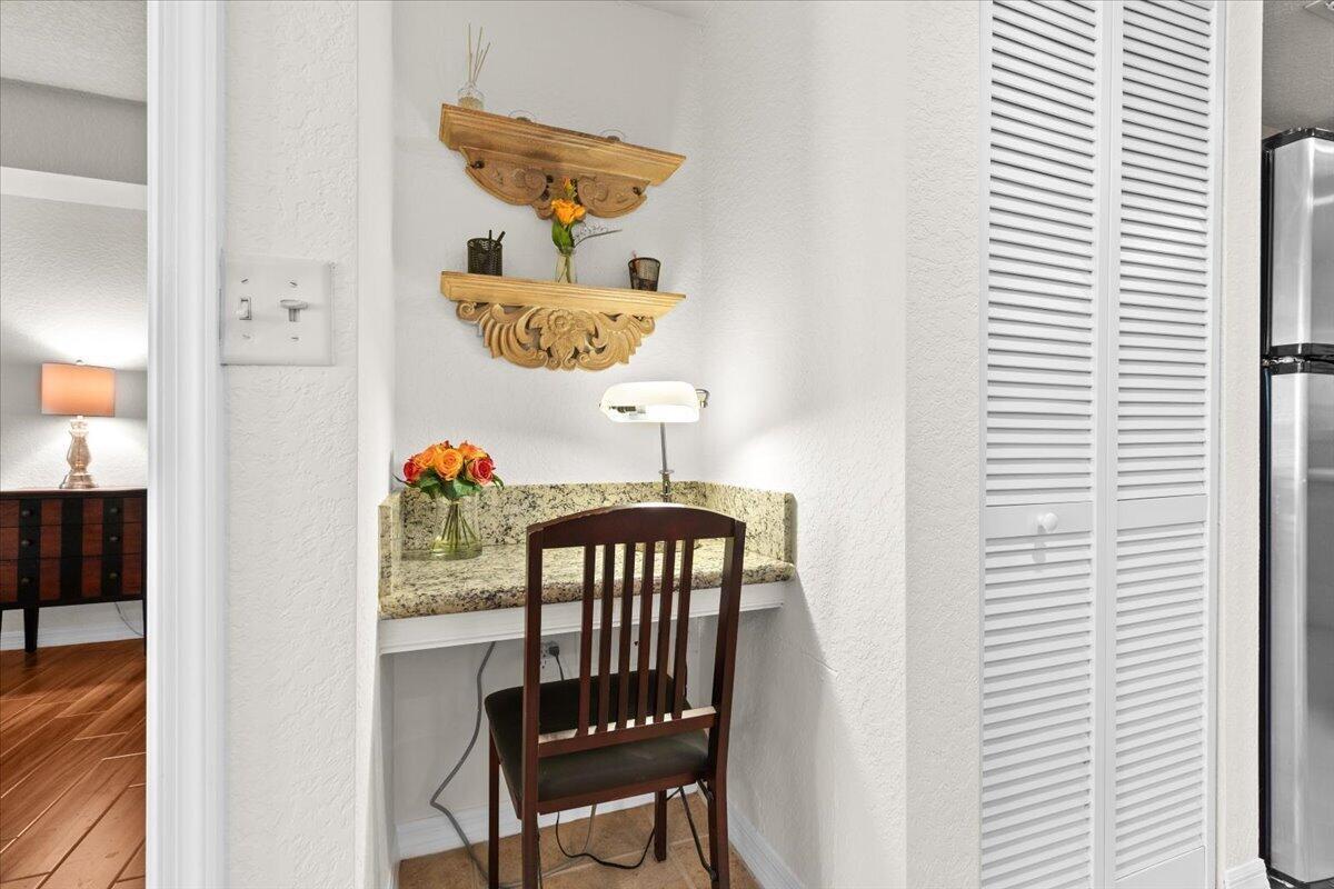property viewer photo 10