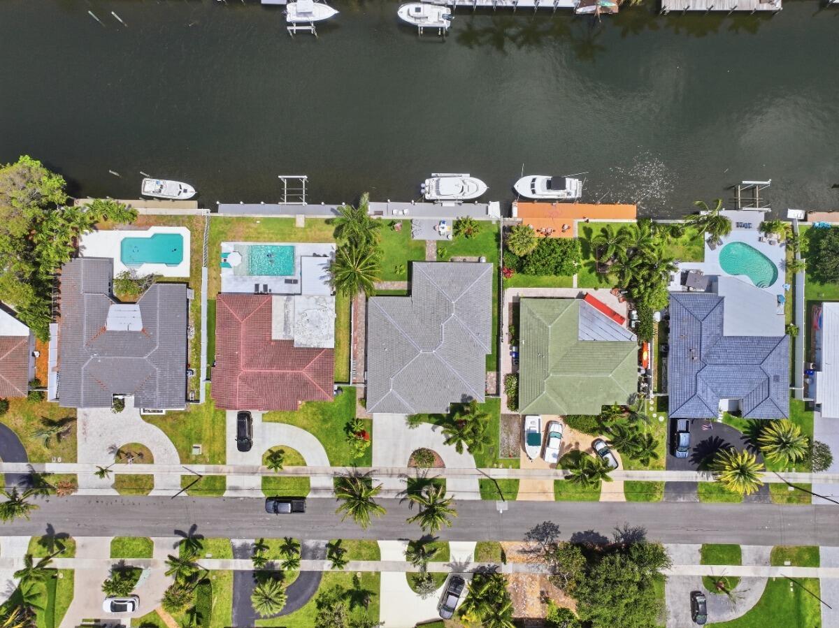 main property photo 68